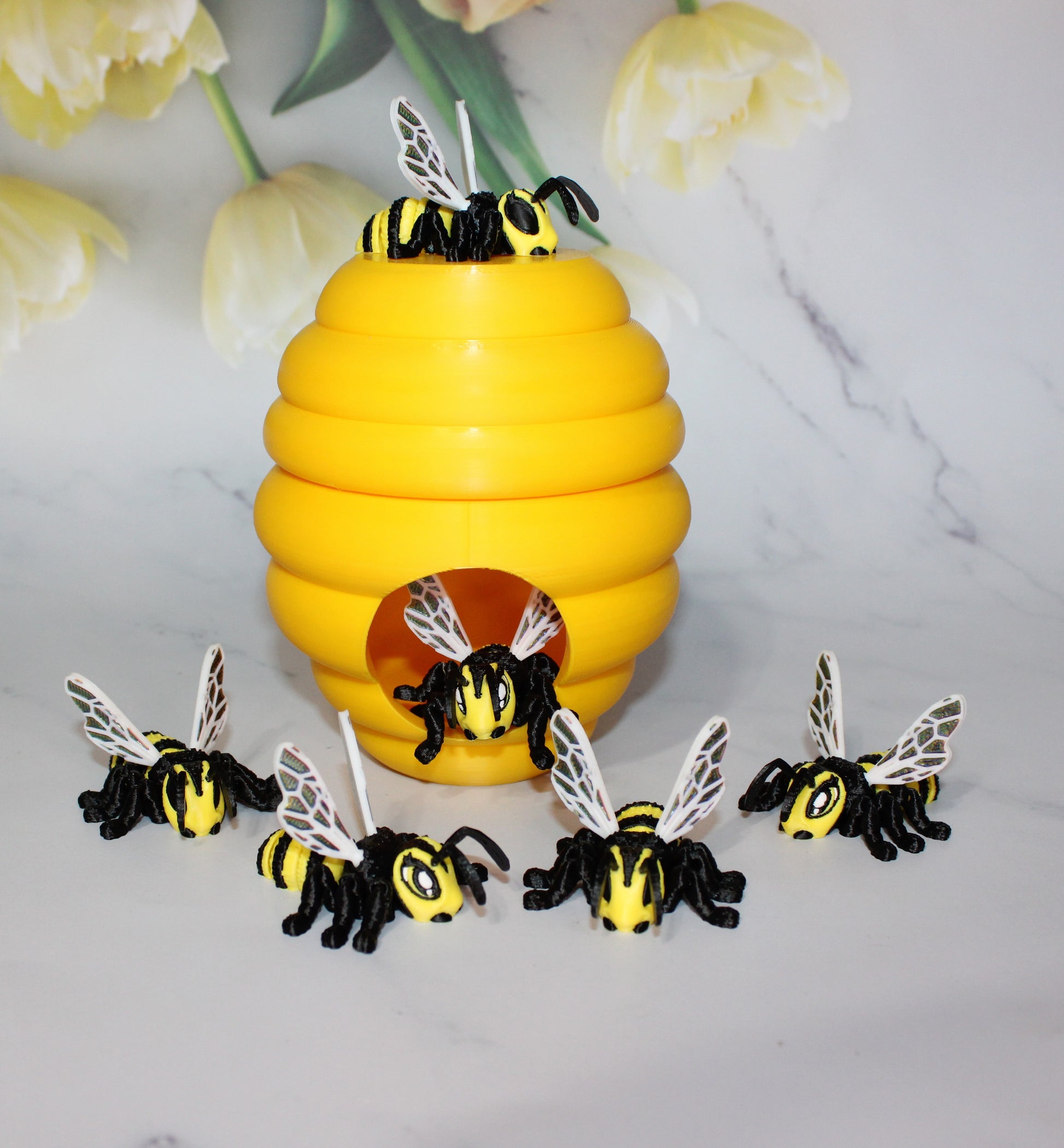 Bee with Hive Options 3D Printed Articulated Flexi Fidget Figurine - Wonderland 3D Printing