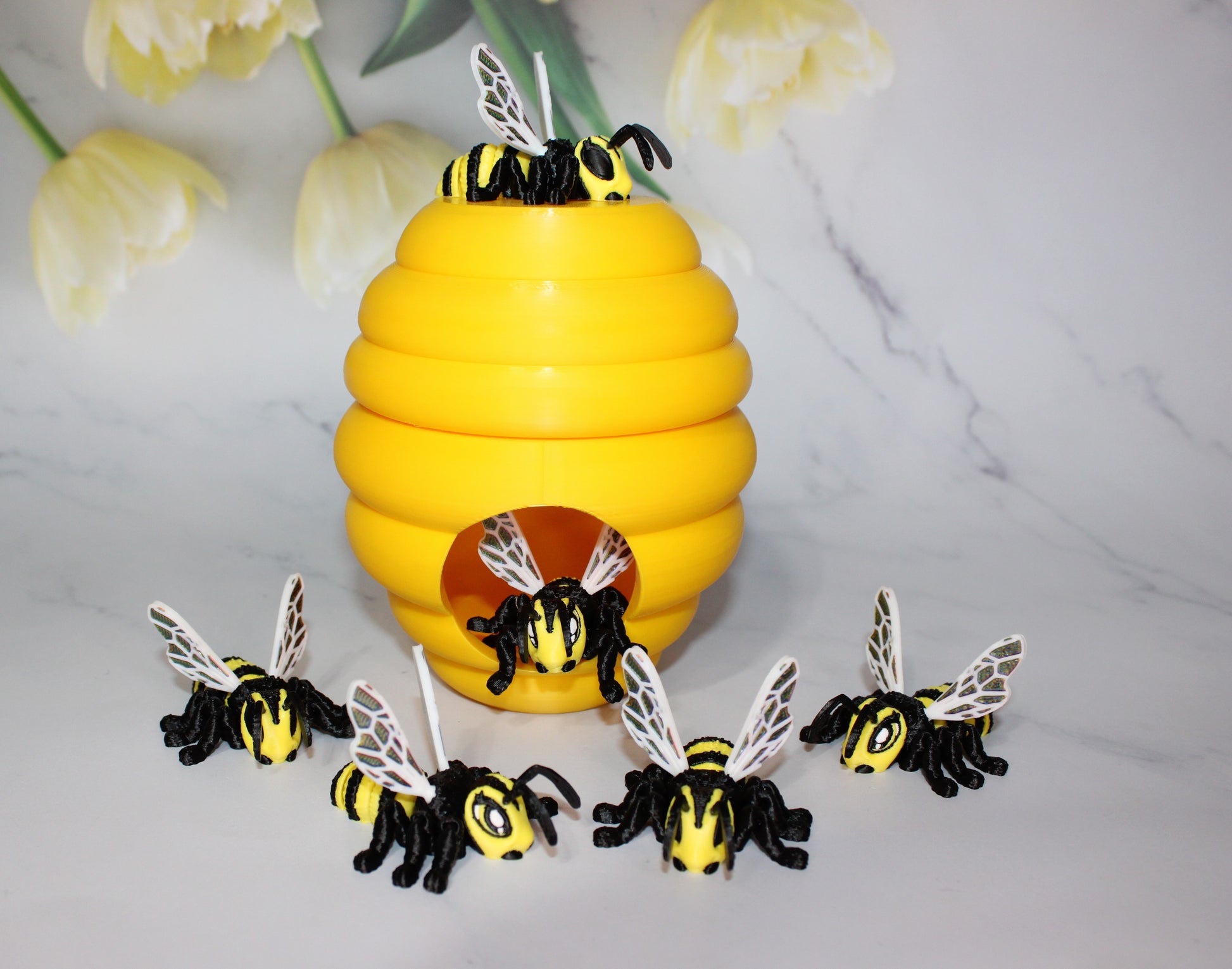 Bee with Hive Options 3D Printed Articulated Flexi Fidget Figurine - Wonderland 3D Printing