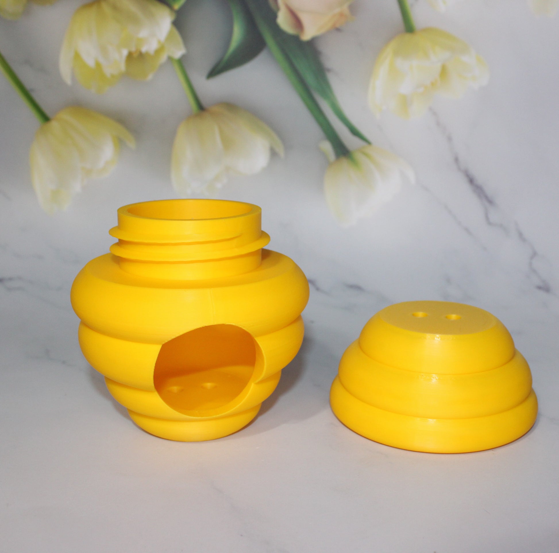 Bee with Hive Options 3D Printed Articulated Flexi Fidget Figurine - Wonderland 3D Printing