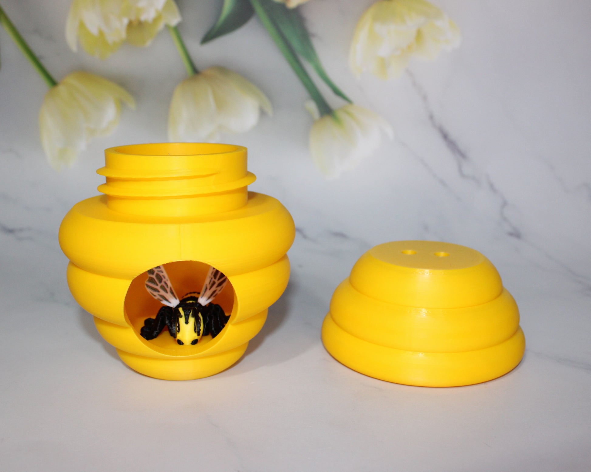 Bee with Hive Options 3D Printed Articulated Flexi Fidget Figurine - Wonderland 3D Printing