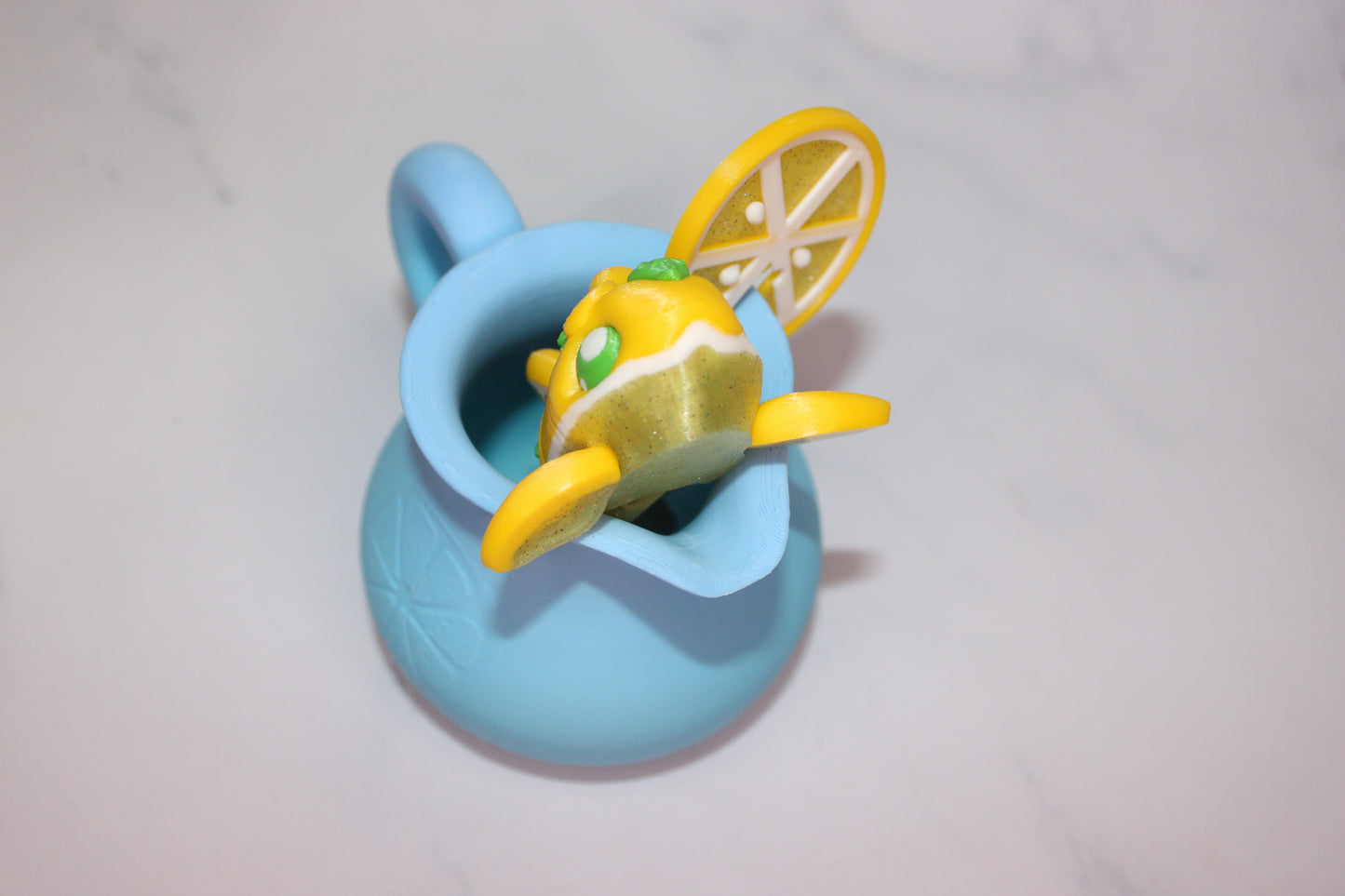Lemonade Shark with Lemonade Pitcher Options 3D Printed Articulated Flexi Figurine - Wonderland 3D Printing