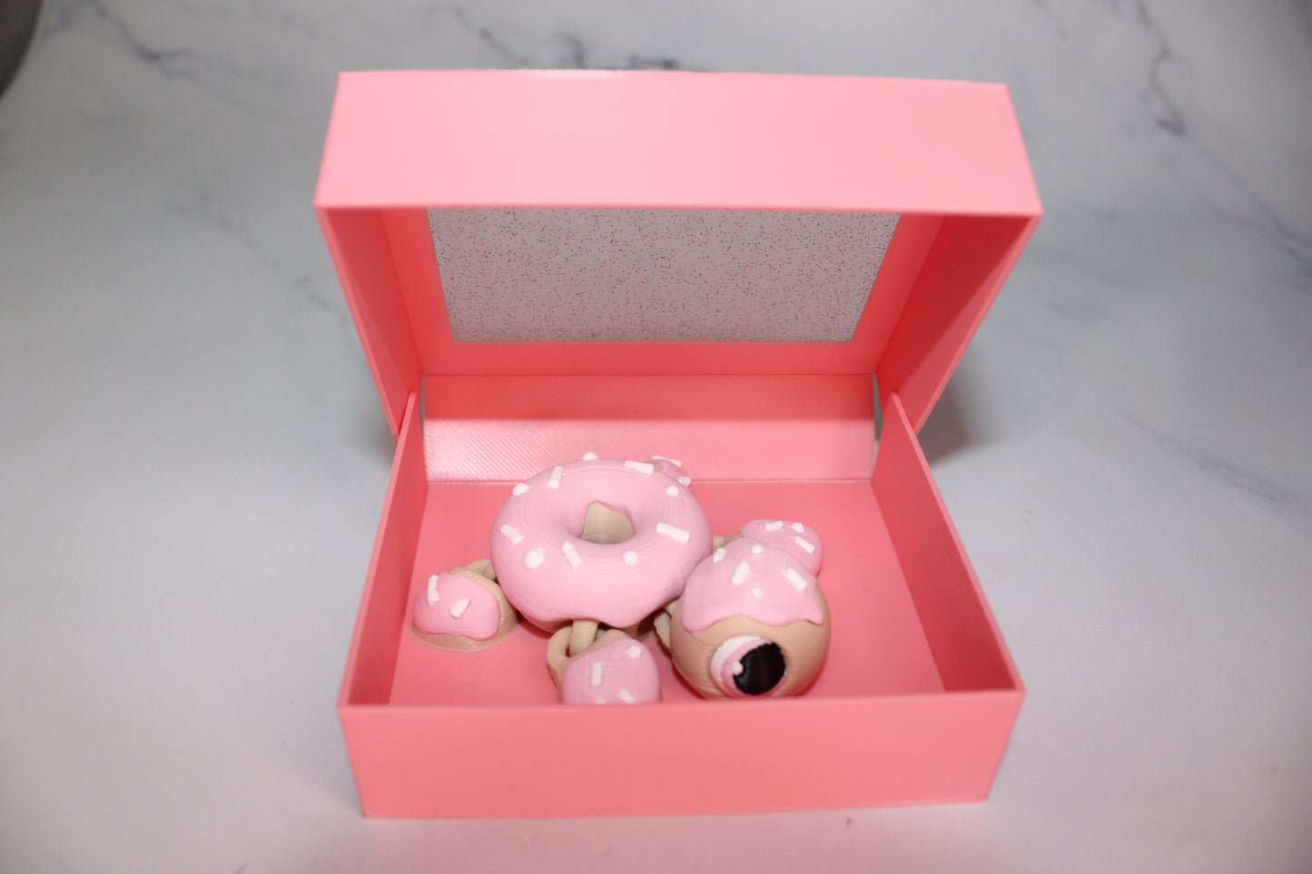Donut Turtle in Donut Box Articulated 3d Printed Figurine