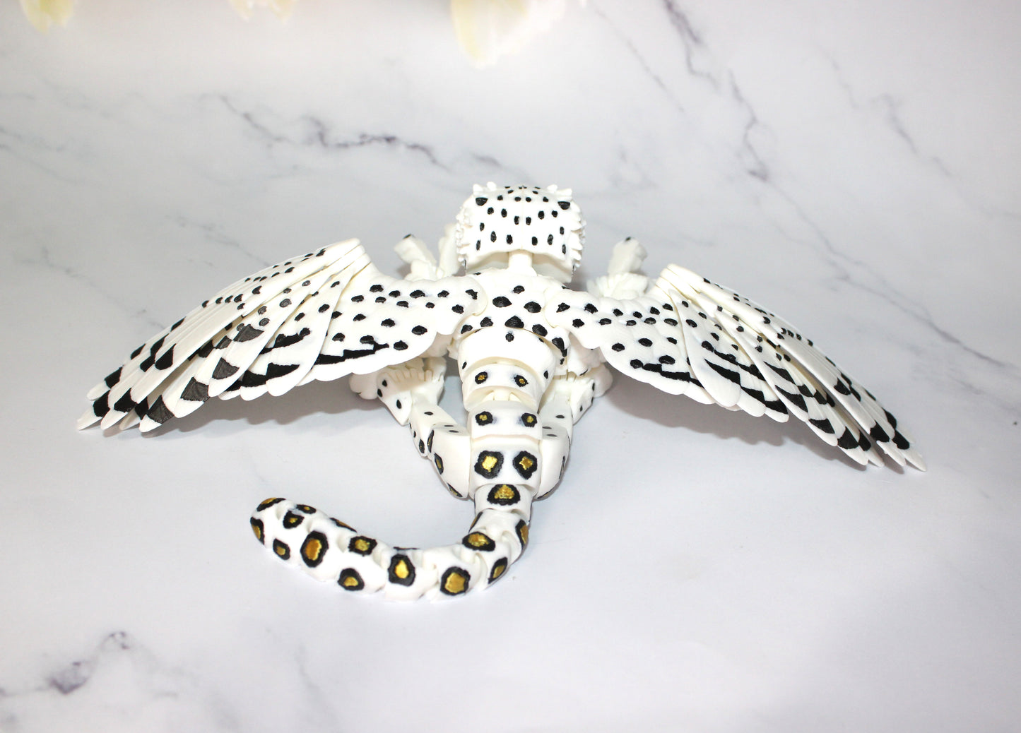 Gryphon 9 inches x10.5 in wingspan-3D Printed Articulated Flexi Fidget Figurine - Wonderland 3D Printing