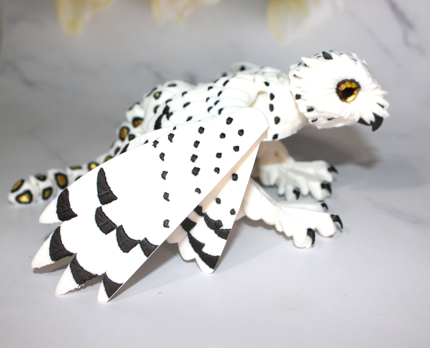 Gryphon 9 inches x10.5 in wingspan-3D Printed Articulated Flexi Fidget Figurine - Wonderland 3D Printing