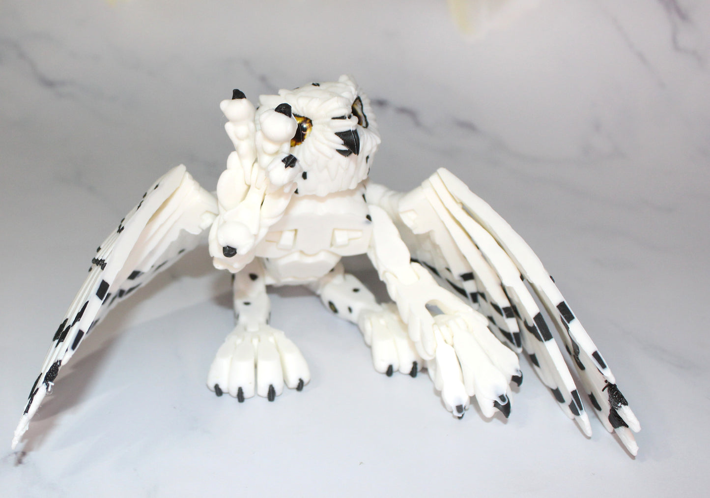 Gryphon 9 inches x10.5 in wingspan-3D Printed Articulated Flexi Fidget Figurine - Wonderland 3D Printing