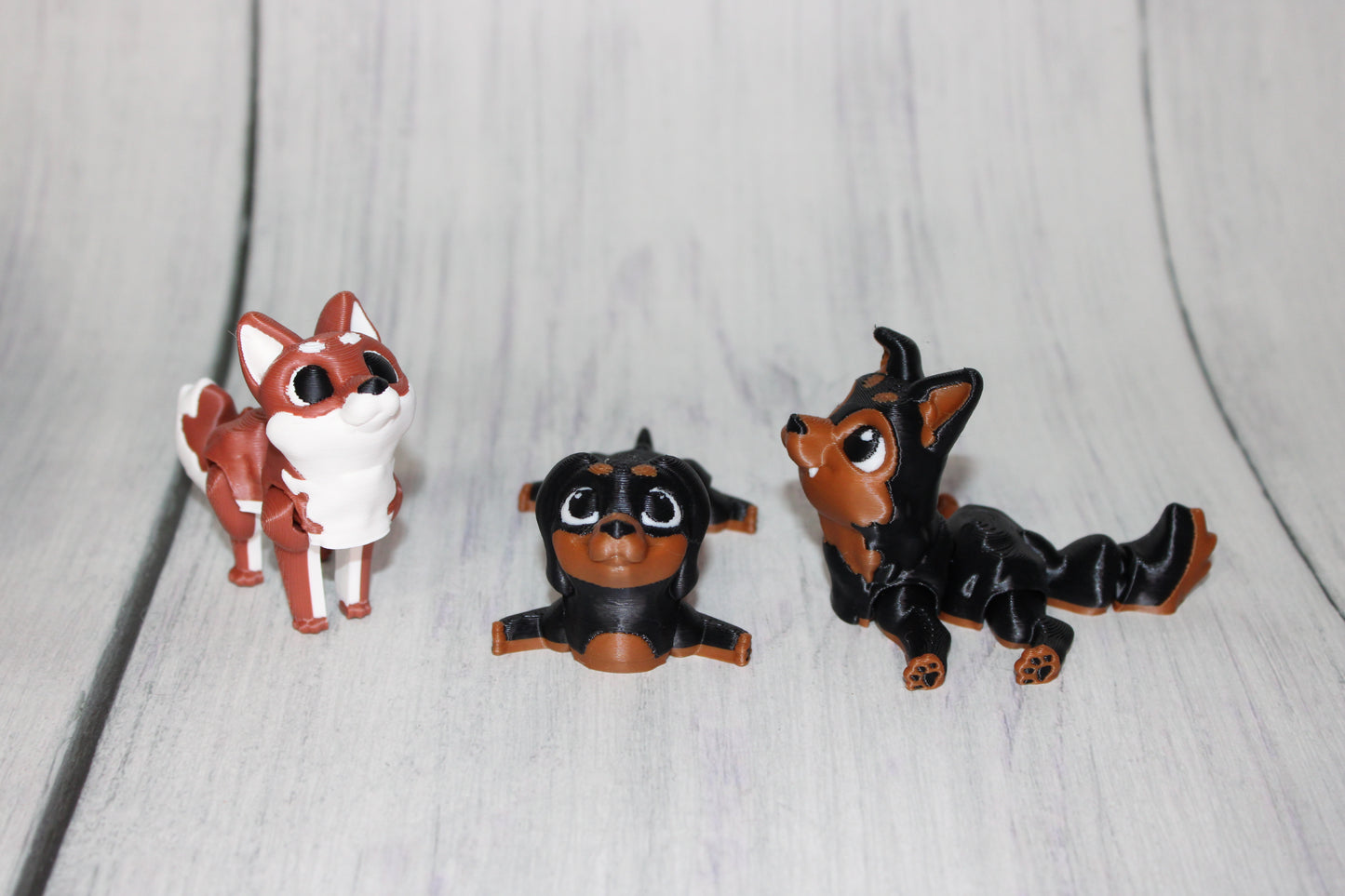 Dog House with Dogs, Comes with Dachshund, German Shepard, and Corgi- 3D Printed Articulated Flexi Fidget - Wonderland 3D Printing