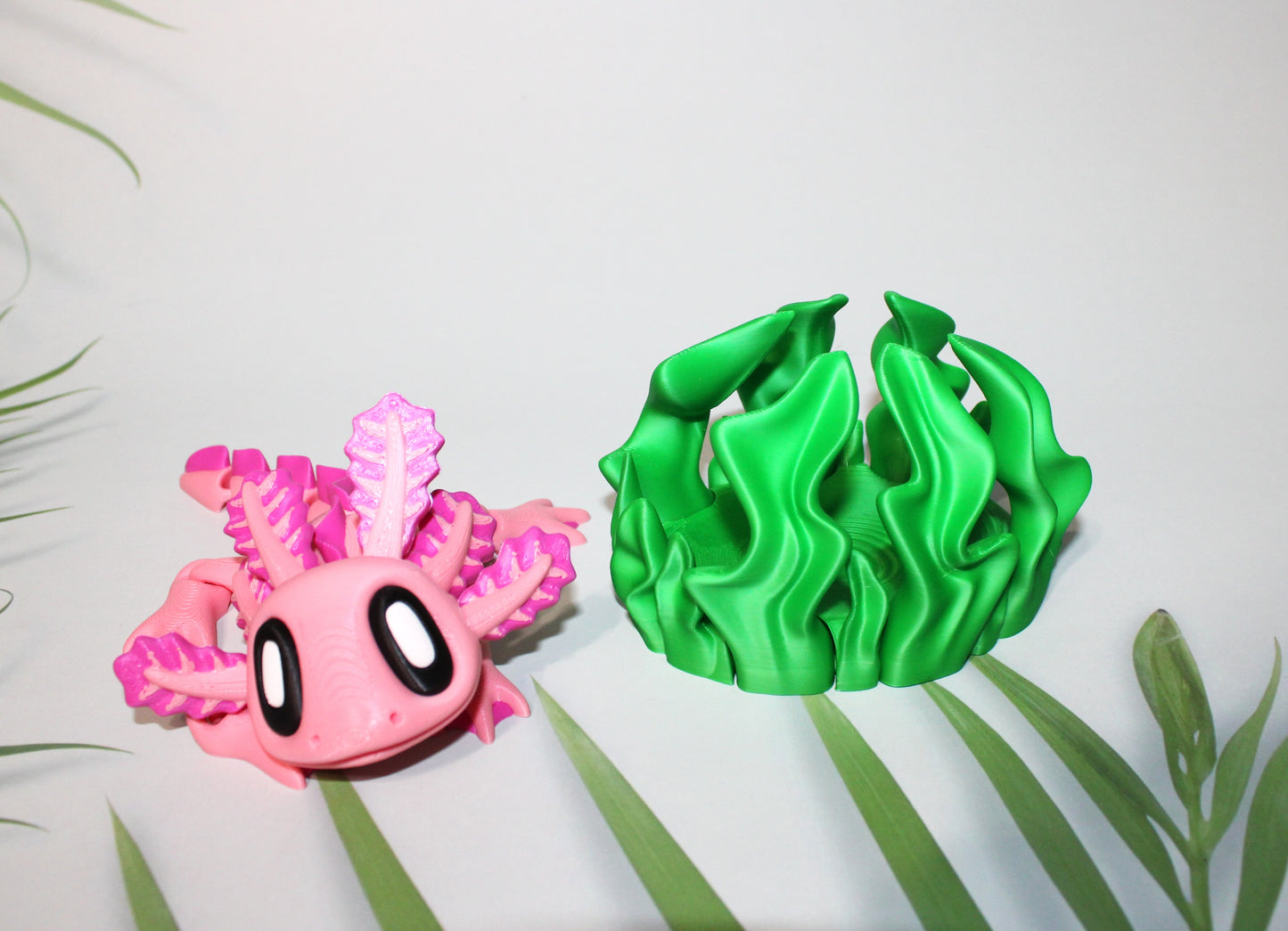 Flexi Axolotl with Flexi Seaweed 6 inches Long-3D Printed Flexi Articulated Figurines - Wonderland 3D Printing
