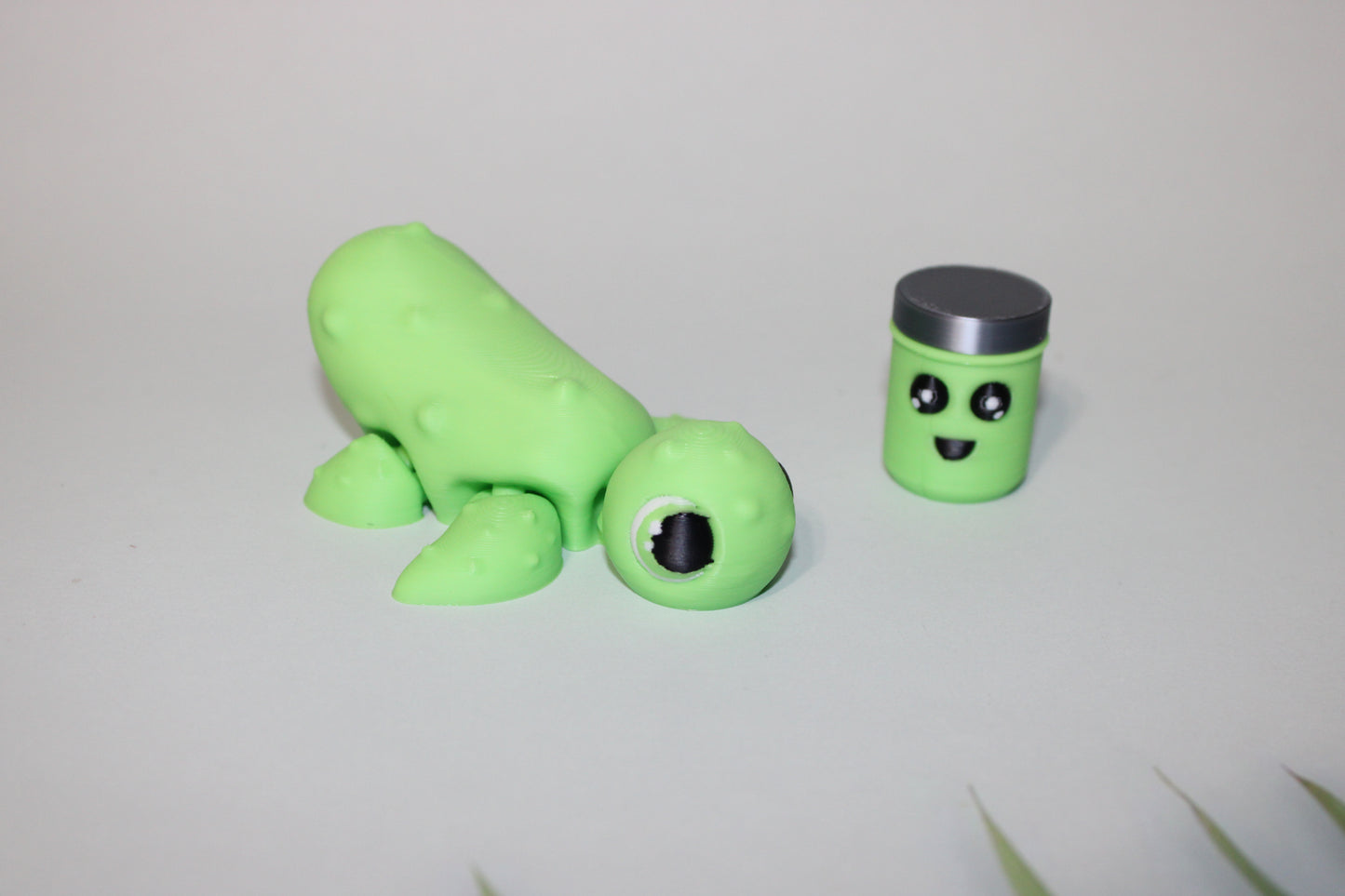 Pickle Turtle 3 inches Long Articulated 3d Printed Figurine - Wonderland 3D Printing