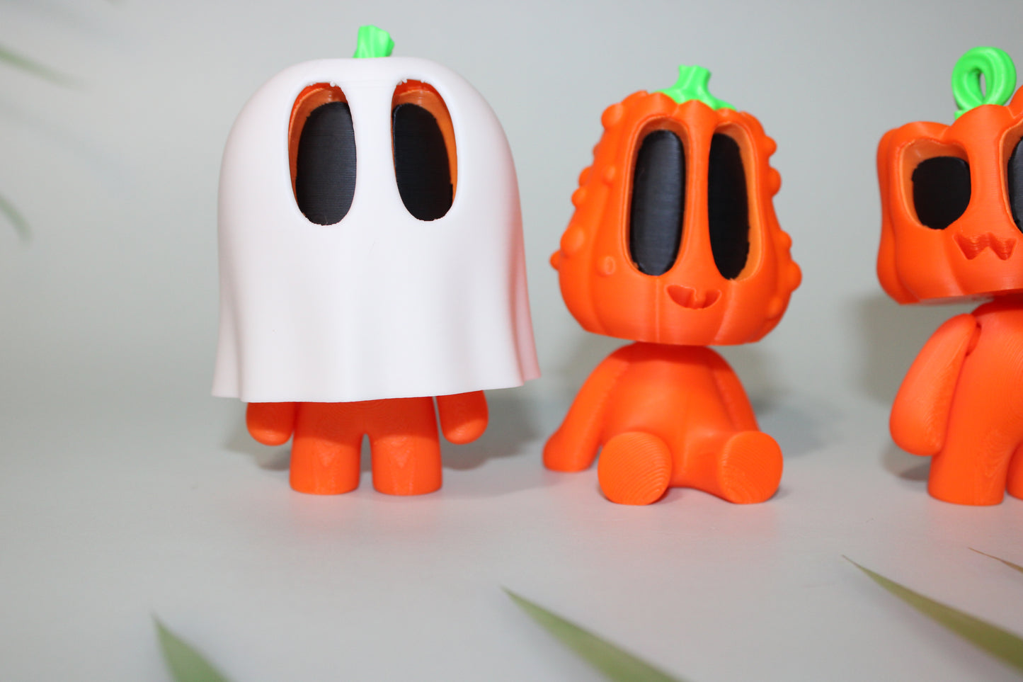 5 Piece Set of Pumpkin Friends-Perfect for Halloween Decor 3.5 inches tall- Mix and Match- Great Gift Idea. - Wonderland 3D Printing