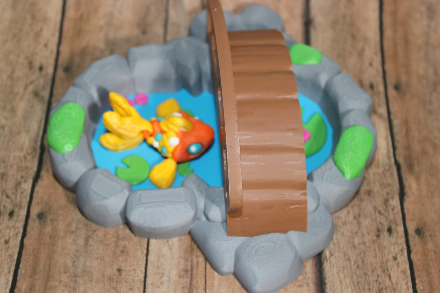 Koi Pond with Fish Articulated Flexi Fidget Full Color 3D Printed Toy - Wonderland 3D Printing