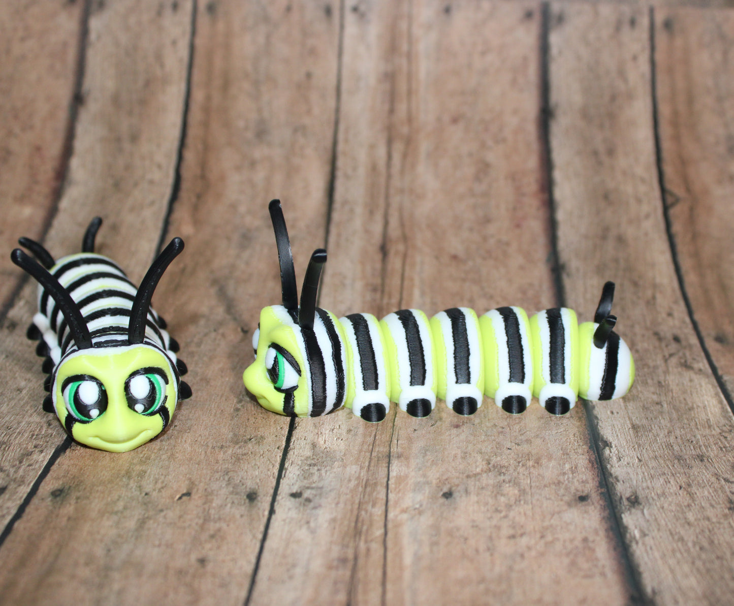 Monarch Caterpillar-4.25 inches Long- 3D Printed Articulated Flexi Fidget Figurine - Wonderland 3D Printing