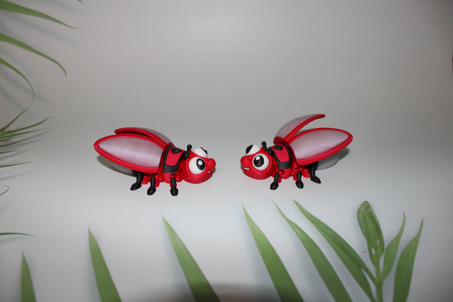 Glowing Firefly: 3D Printed Articulated Figurine - Wonderland 3D Printing