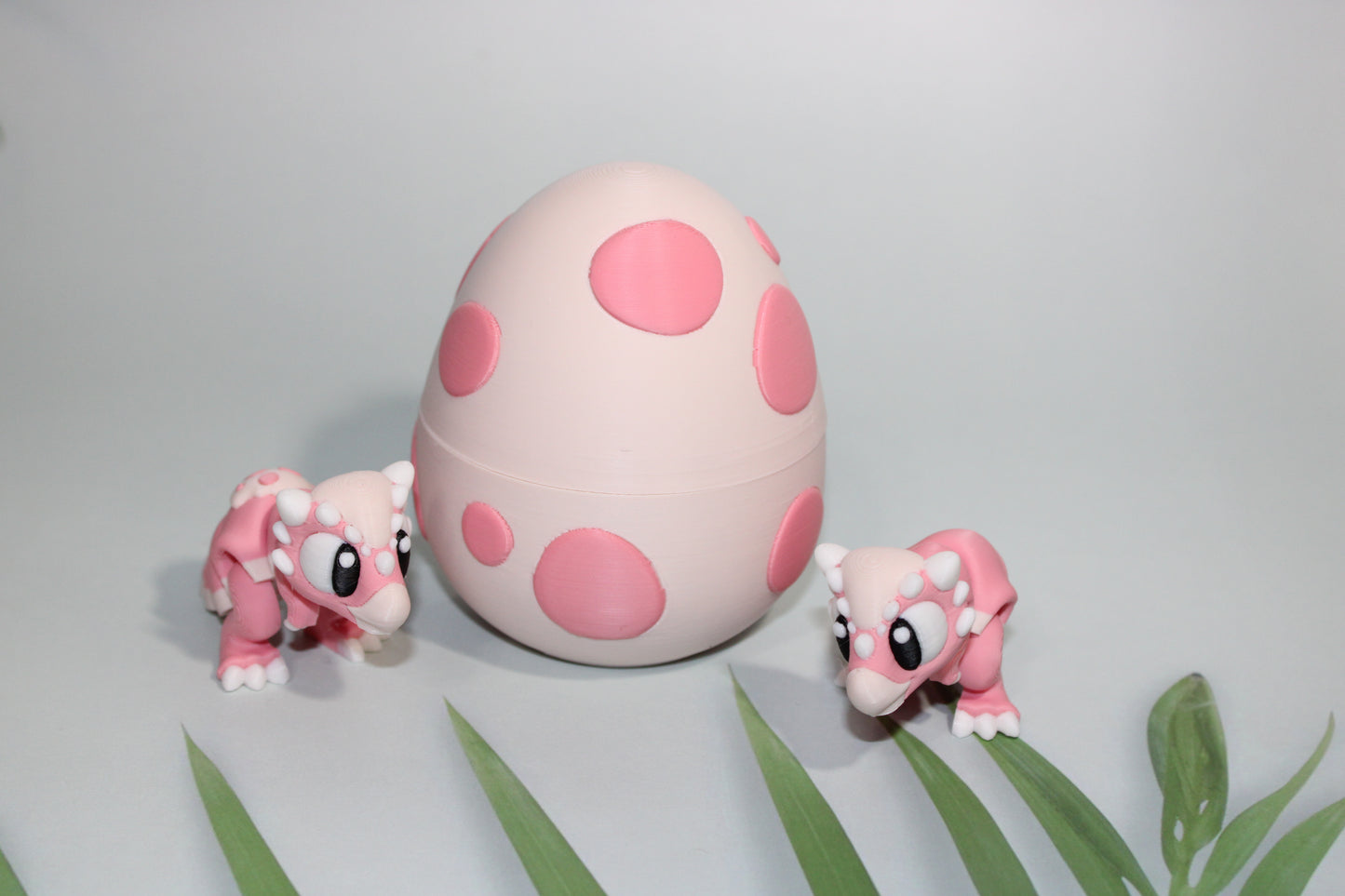 2 Dinos with Egg -3D Printed Flexi Fidget - Wonderland 3D Printing