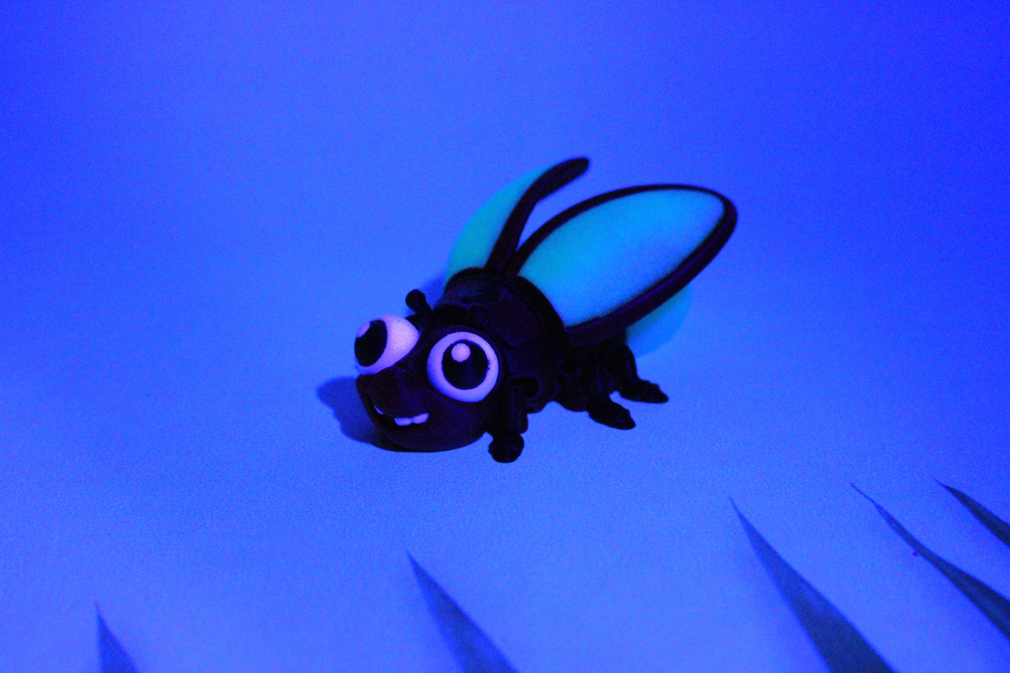 Glowing Firefly: 3D Printed Articulated Figurine - Wonderland 3D Printing