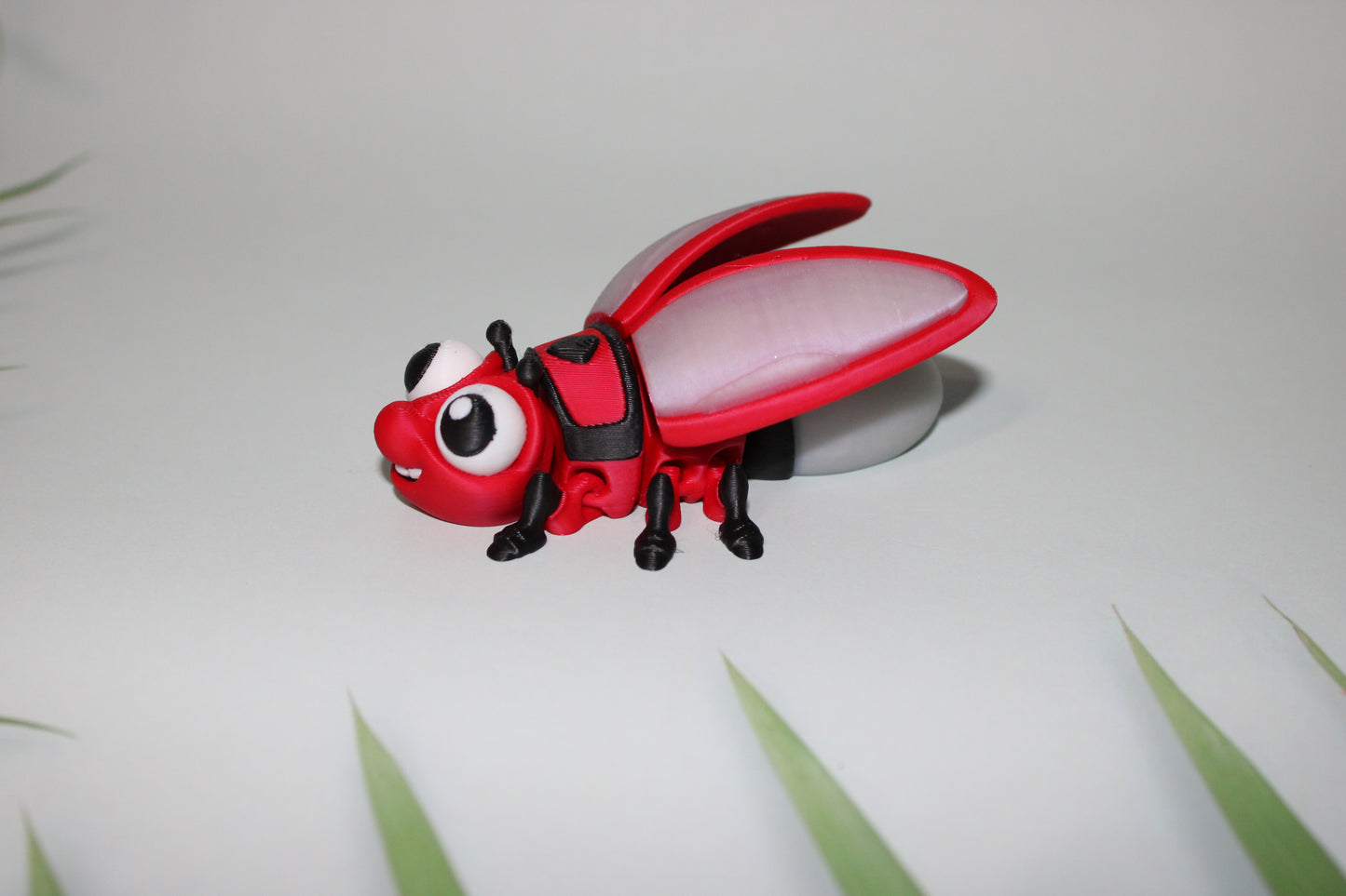 Glowing Firefly: 3D Printed Articulated Figurine - Wonderland 3D Printing