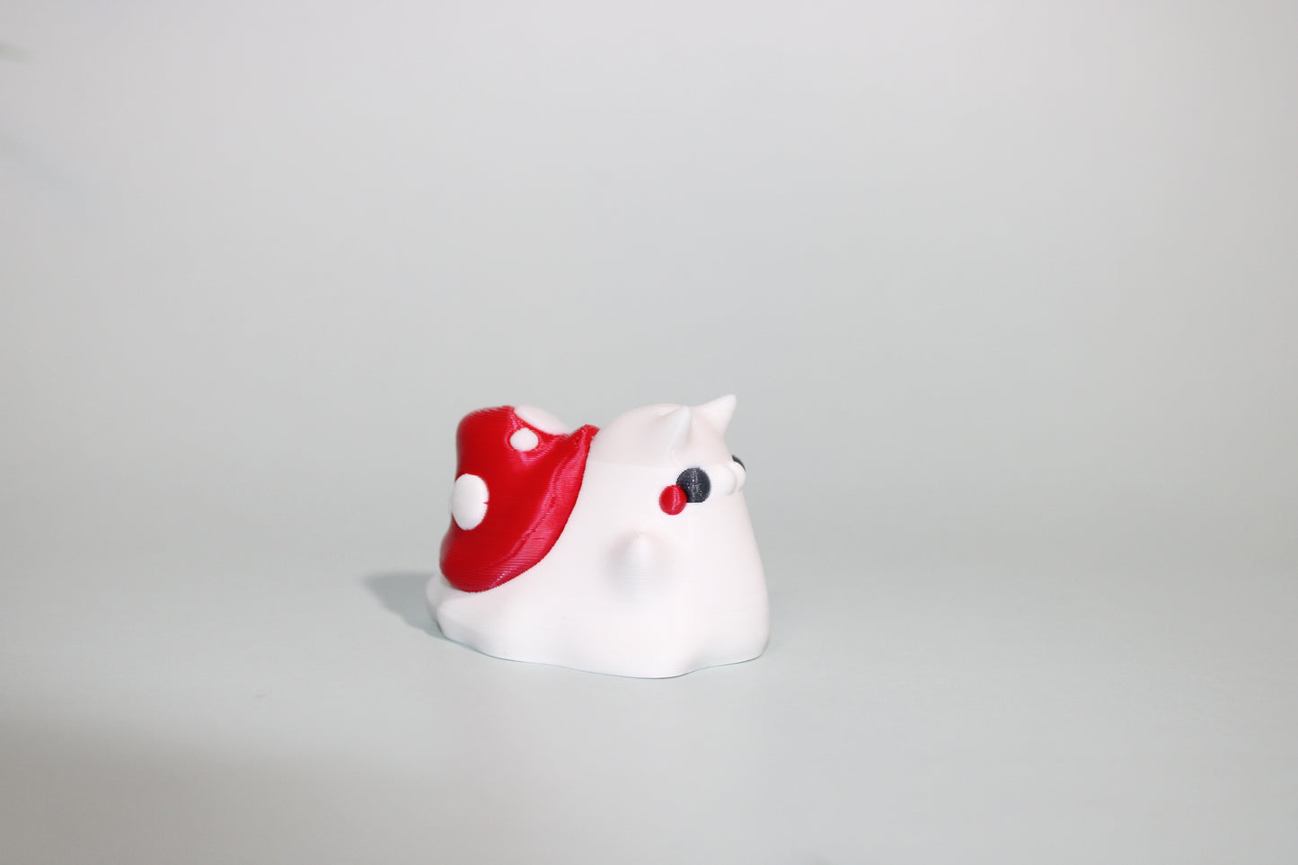 Ghostly Snail with Grass Box Container Options:3D Printed Fidget Toy - Wonderland 3D Printing