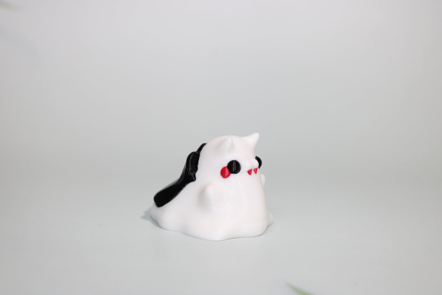 Ghostly Snail with Grass Box Container Options:3D Printed Fidget Toy - Wonderland 3D Printing