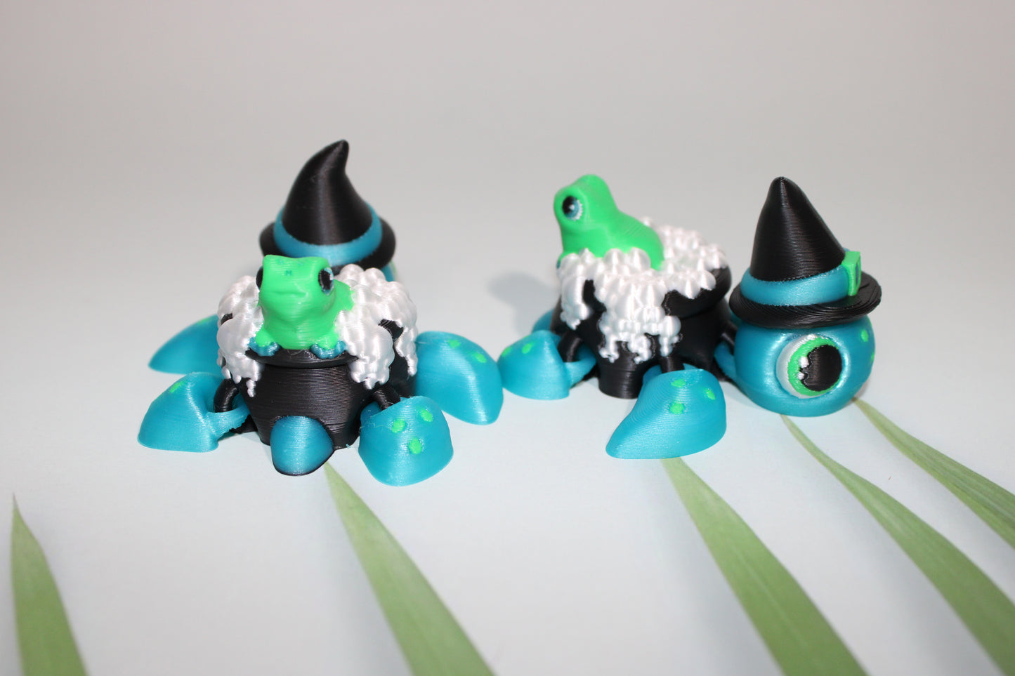 Witch Turtle 2.5 inches or Stitches Turtle- Full Color 3D Printed Articulated Fidget Toy - Wonderland 3D Printing