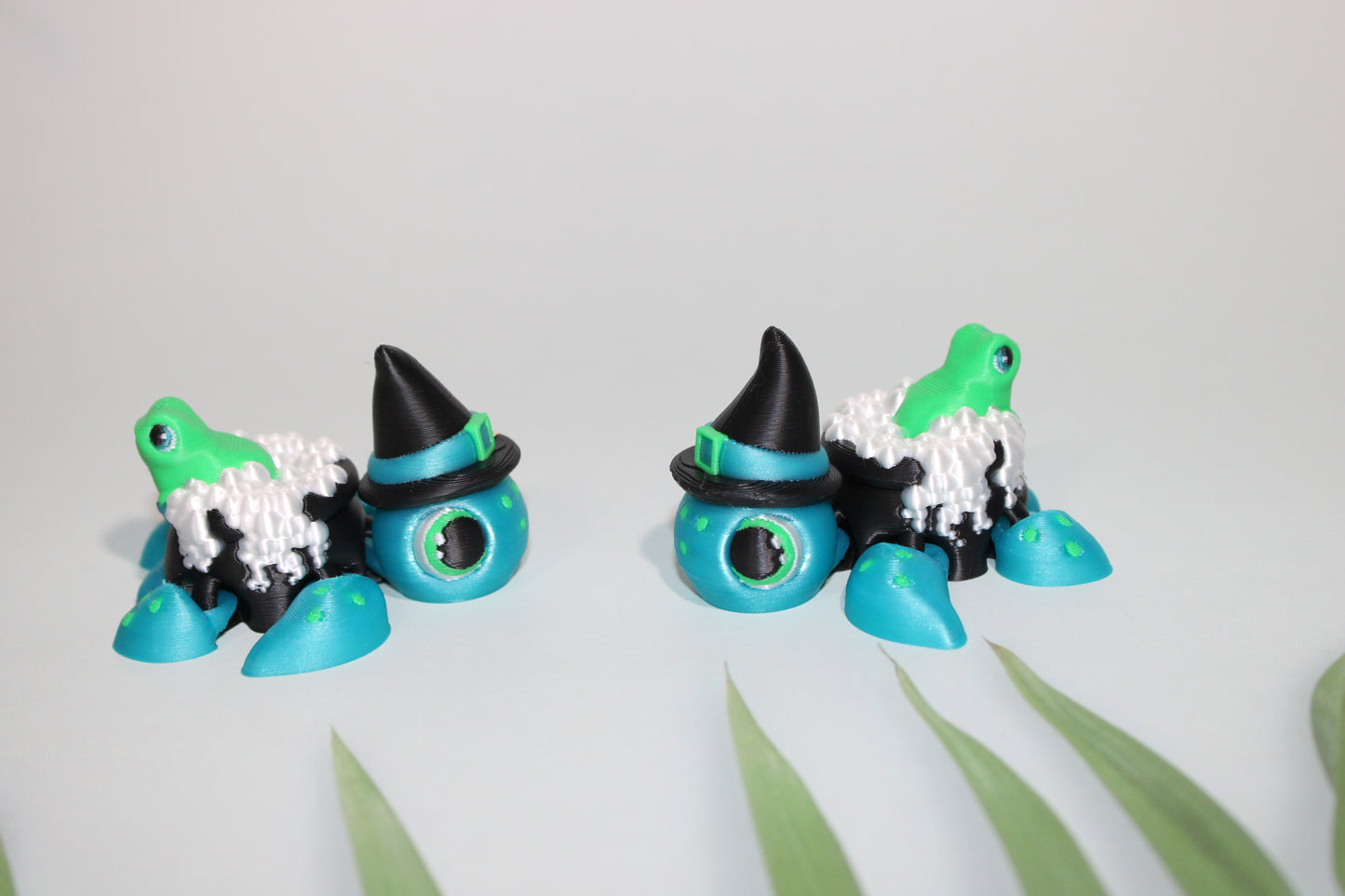 Witch Turtle 2.5 inches or Stitches Turtle- Full Color 3D Printed Articulated Fidget Toy - Wonderland 3D Printing