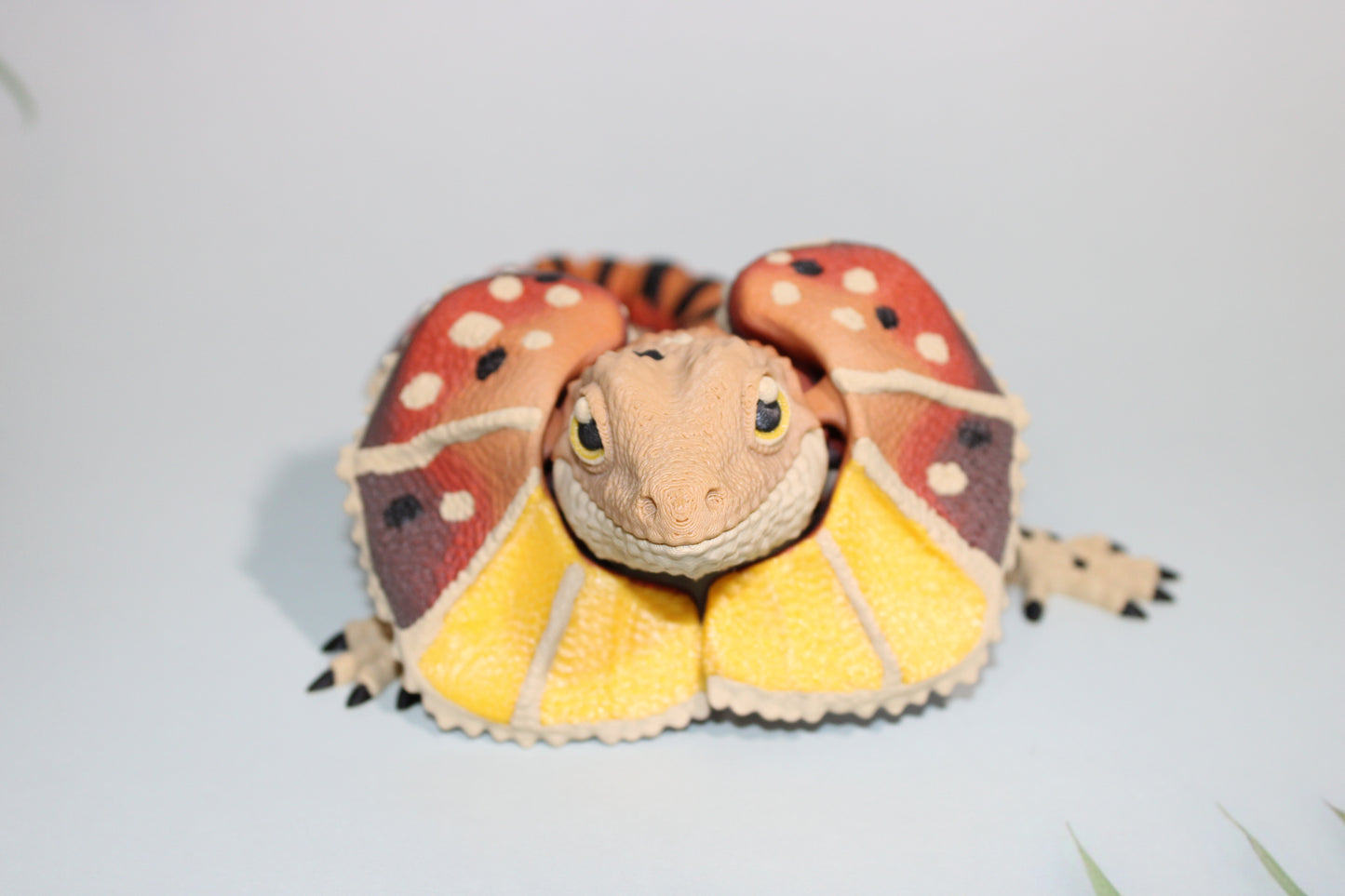 Flexi Frilled-Neck Lizard 3D Printed Articulated Flexi Fidget Figurine - Wonderland 3D Printing
