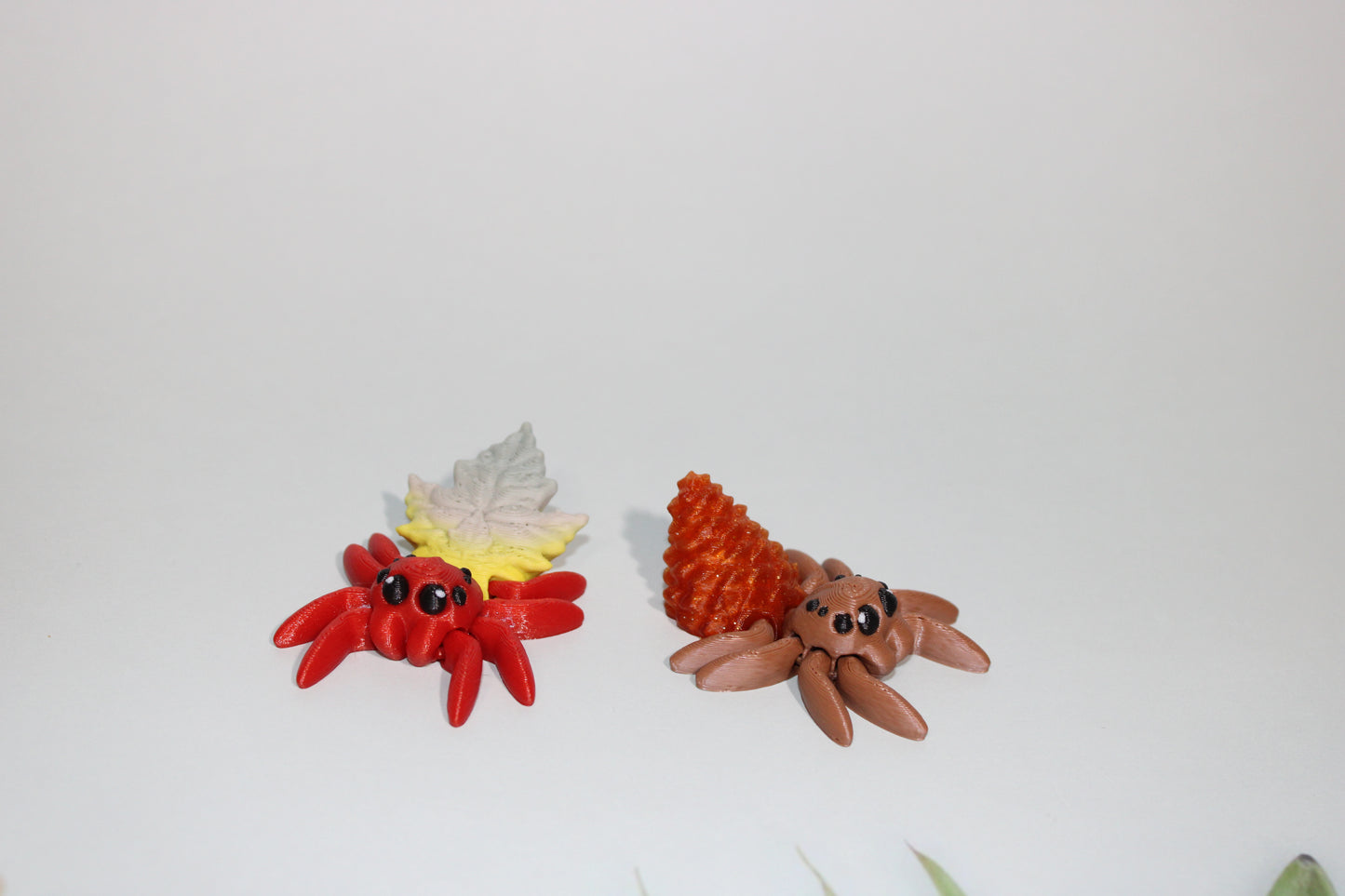 Fall Spiders 3D Printed Articulated Flexi Fidget - Wonderland 3D Printing