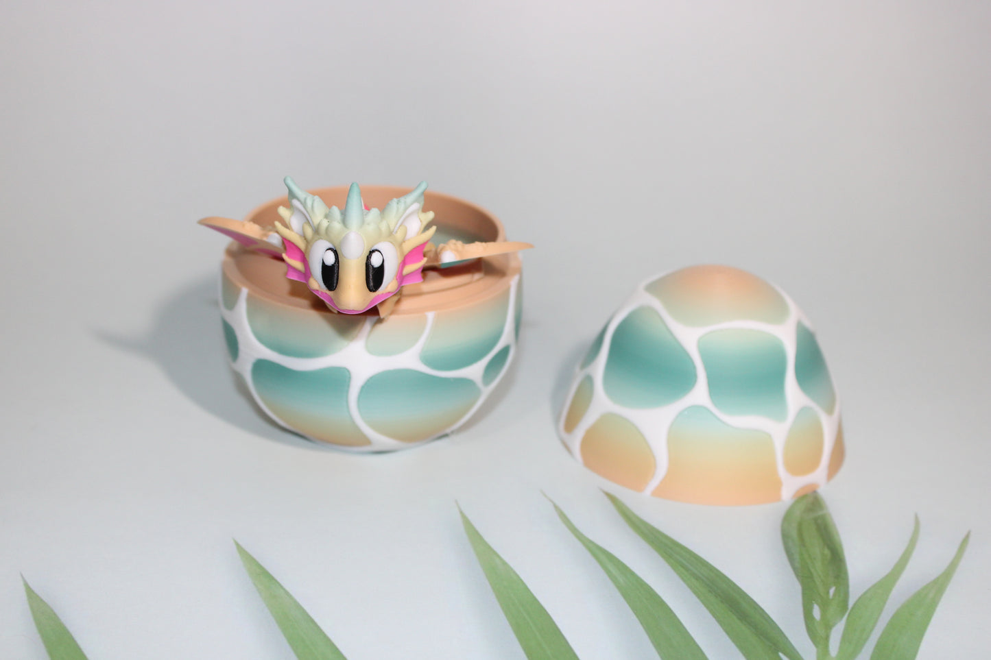 Sea Shell Dragon with Egg: 4 inches Long 3D Printed Articulated Flexi Fidget - Wonderland 3D Printing
