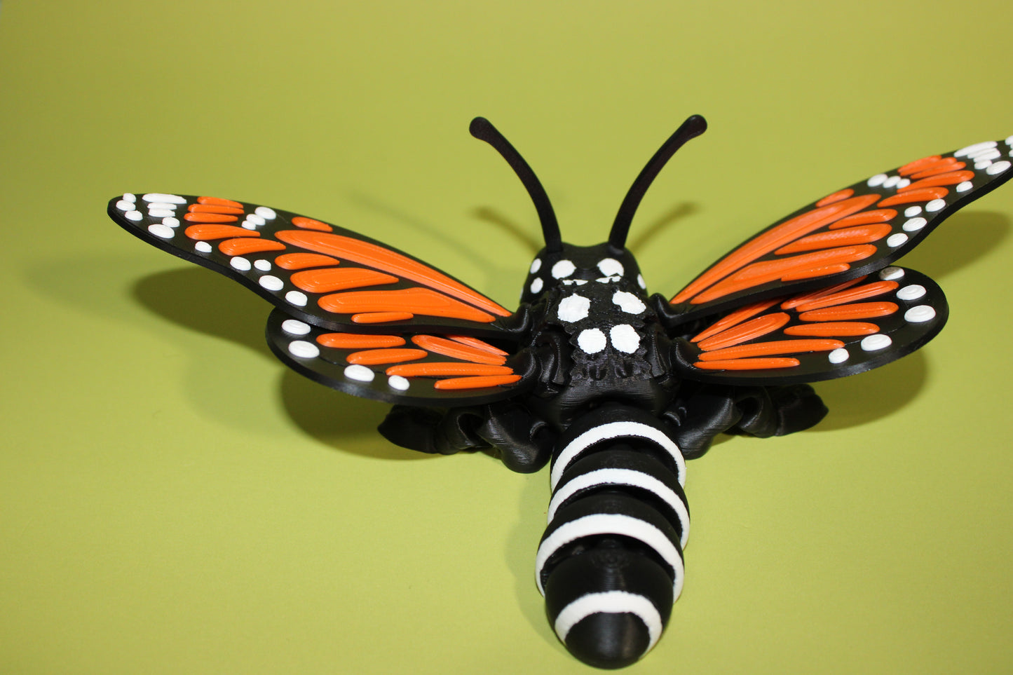 Monarch Butterfly 5 inches Long, 9-inch Wingspan-3D Printed Articulated Flexi Fidget Toy - Wonderland 3D Printing