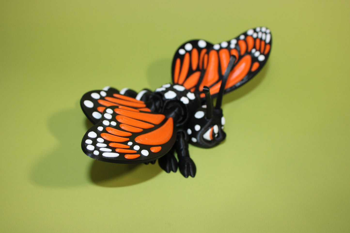 Monarch Butterfly 5 inches Long, 9-inch Wingspan-3D Printed Articulated Flexi Fidget Toy - Wonderland 3D Printing