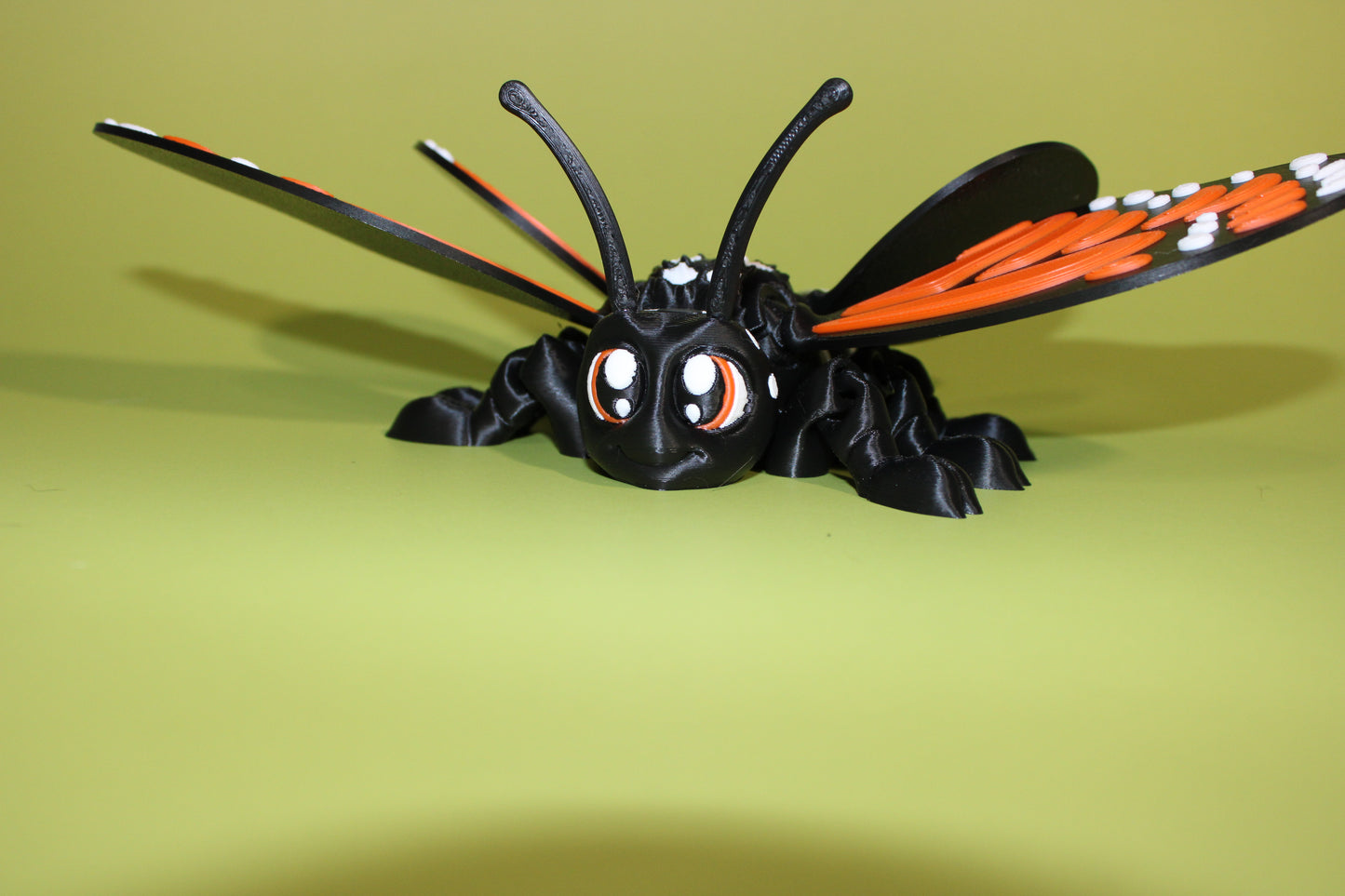 Monarch Butterfly 5 inches Long, 9-inch Wingspan-3D Printed Articulated Flexi Fidget Toy - Wonderland 3D Printing