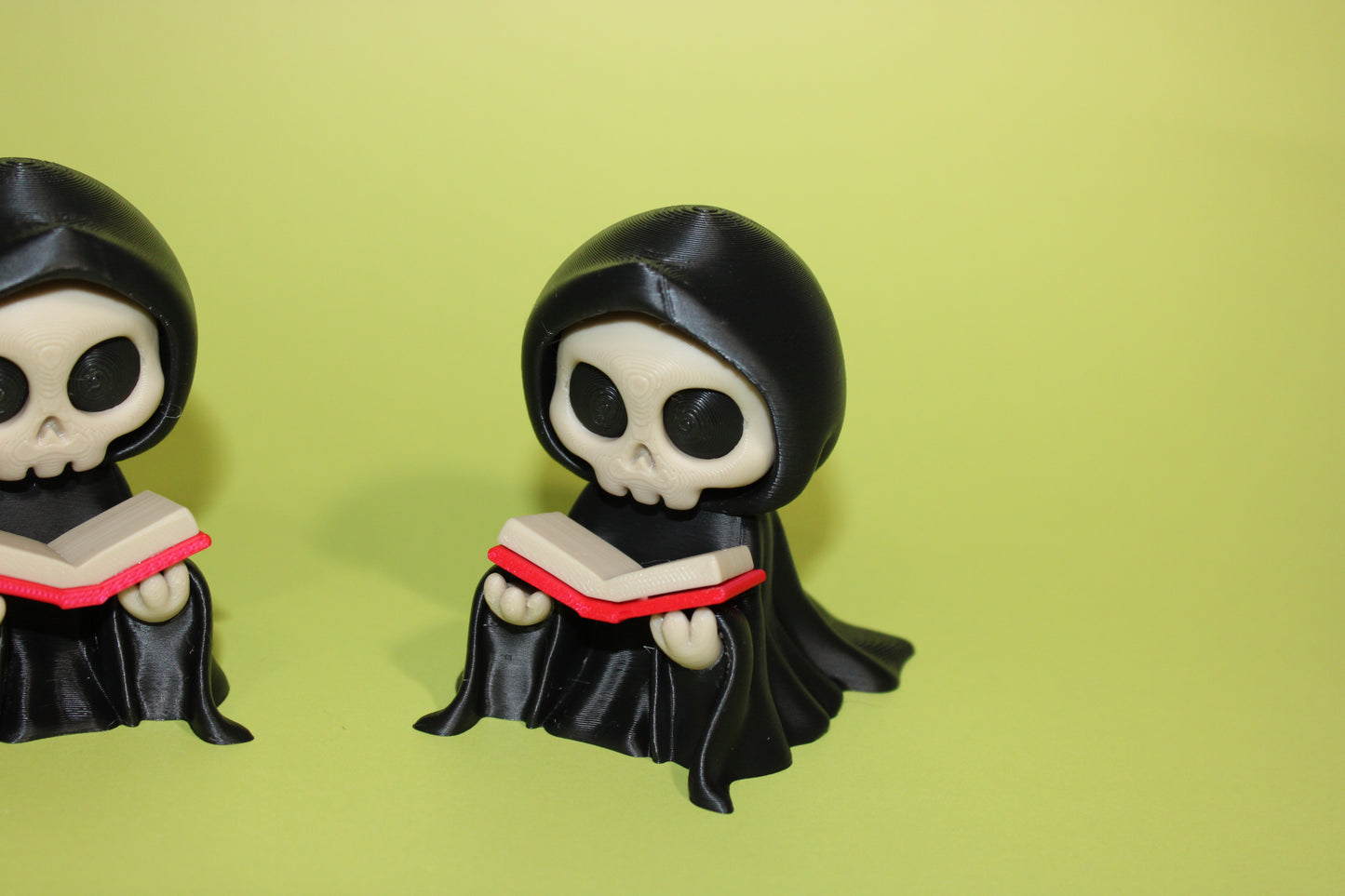 Reading Reaper 3.25 inches Tall: 3D Printed Fidget Toy - Wonderland 3D Printing