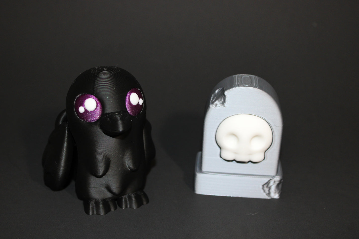 Raven and Tombstone 3 inches Tall-3D Printed Articulated Fidget Toy