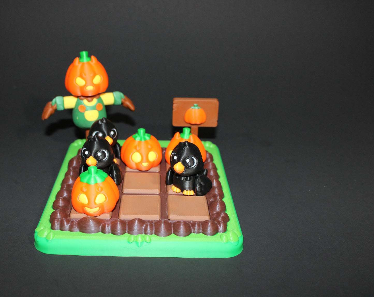 Flexi Crow and Tic Tac Toe Pumpkin Patch with Pumpkin Clickers Options-3D Printed Articulated Flexi Figurine - Wonderland 3D Printing