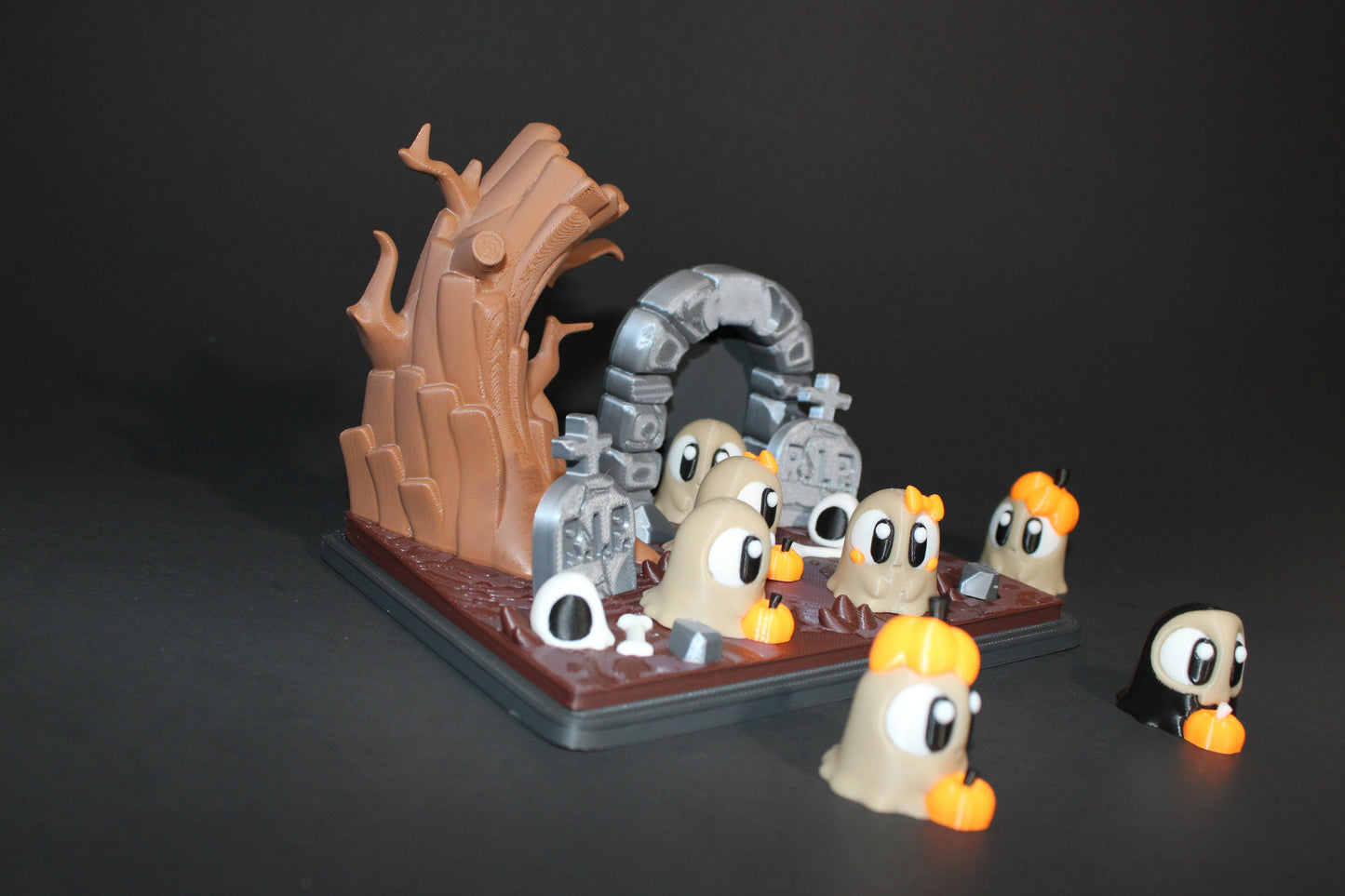 Mini Ghost and Graveyard Showcase-Includes 7 mini-Ghost-3D Printed Flexi Fidget Toy