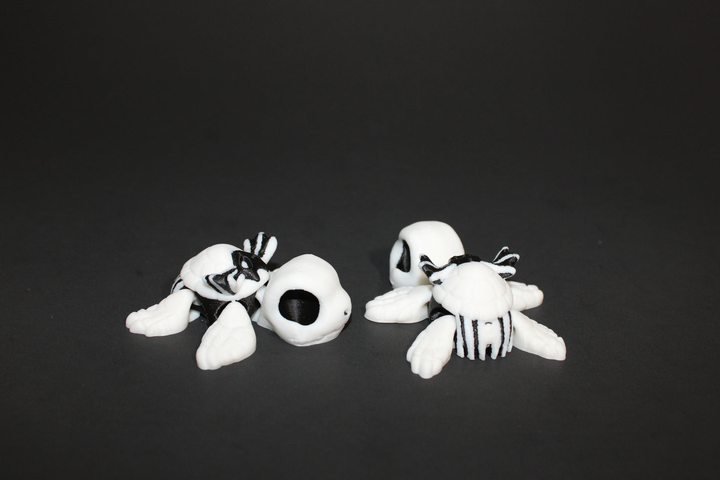 Halloween Turtles - 3D Printed Articulated Flexi Fidget Figurine: 3D Printed Fidget Toy - Wonderland 3D Printing