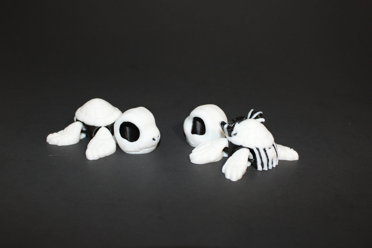 Halloween Turtles - 3D Printed Articulated Flexi Fidget Figurine: 3D Printed Fidget Toy - Wonderland 3D Printing