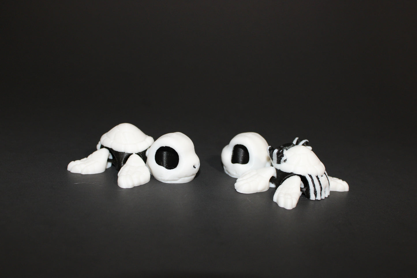 Halloween Turtles - 3D Printed Articulated Flexi Fidget Figurine: 3D Printed Fidget Toy - Wonderland 3D Printing