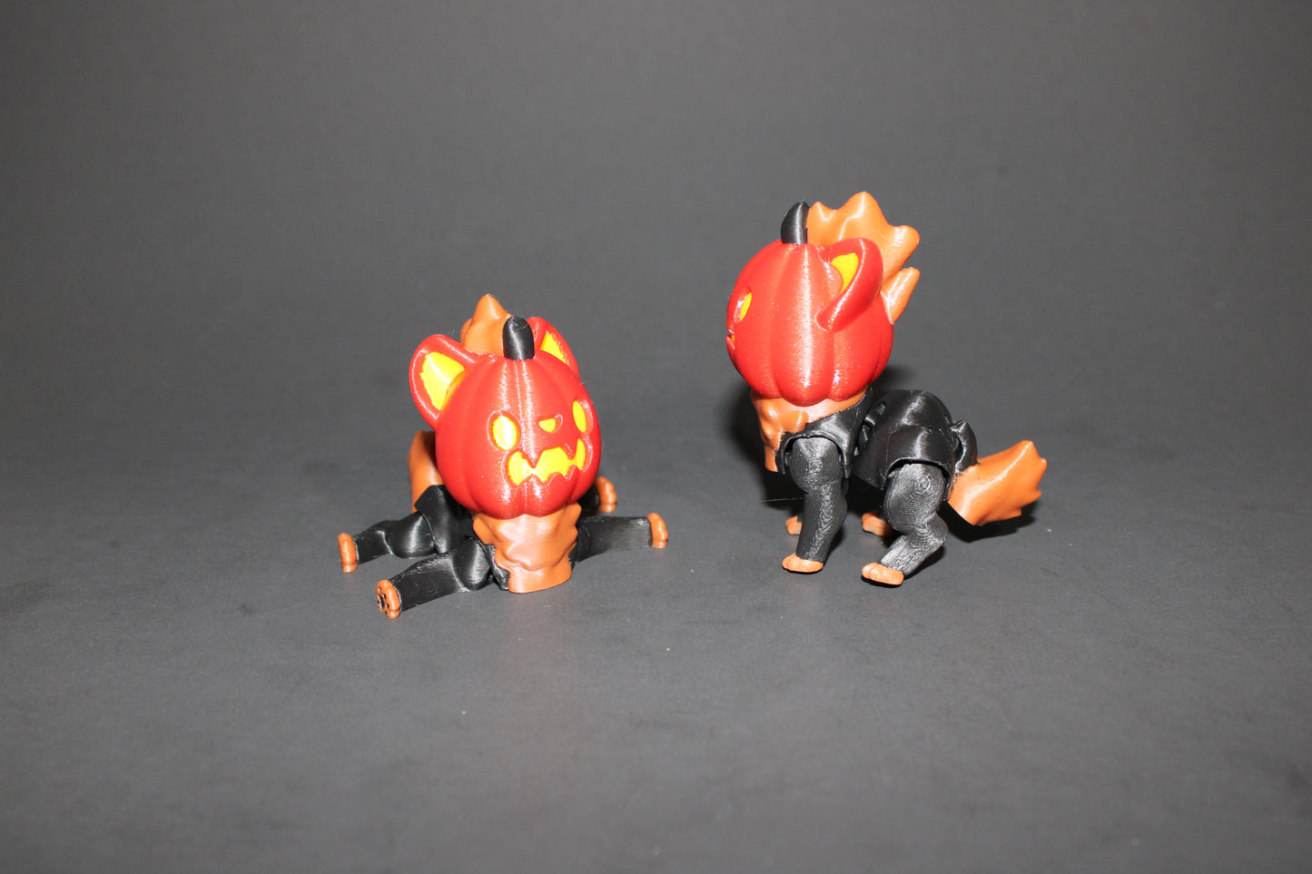 2 Pumpkin Howlers-Articulated Flexi Fidget Full Color 3D Printed Toy-2.5 inches tall - Wonderland 3D Printing