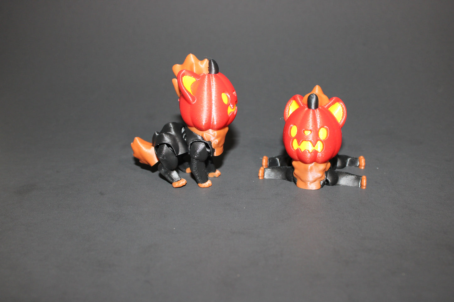 2 Pumpkin Howlers-Articulated Flexi Fidget Full Color 3D Printed Toy-2.5 inches tall - Wonderland 3D Printing