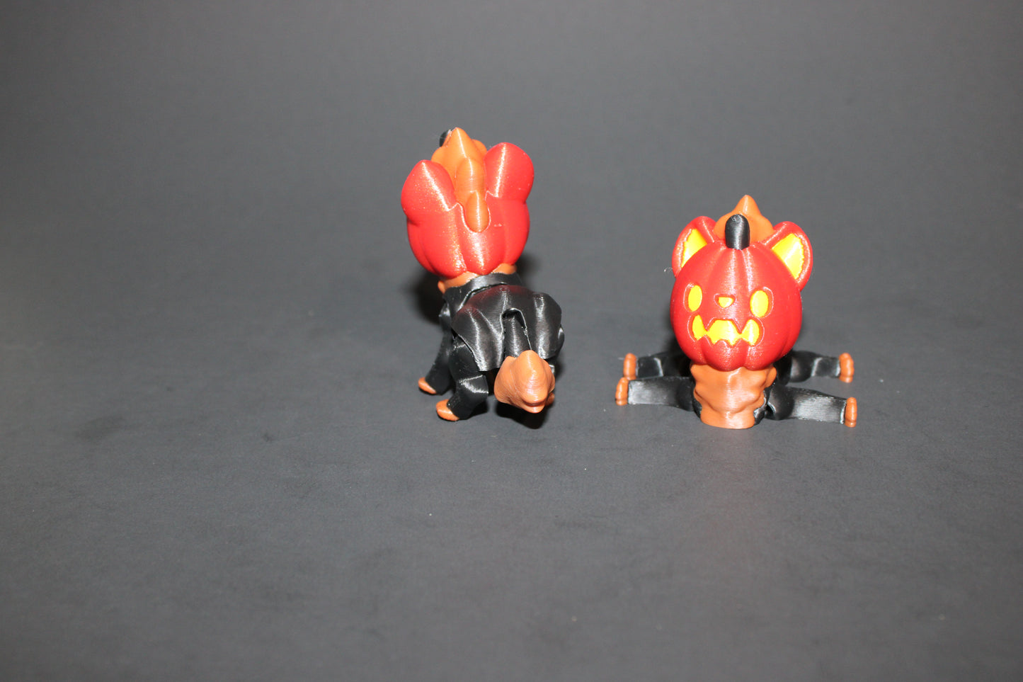2 Pumpkin Howlers-Articulated Flexi Fidget Full Color 3D Printed Toy-2.5 inches tall - Wonderland 3D Printing