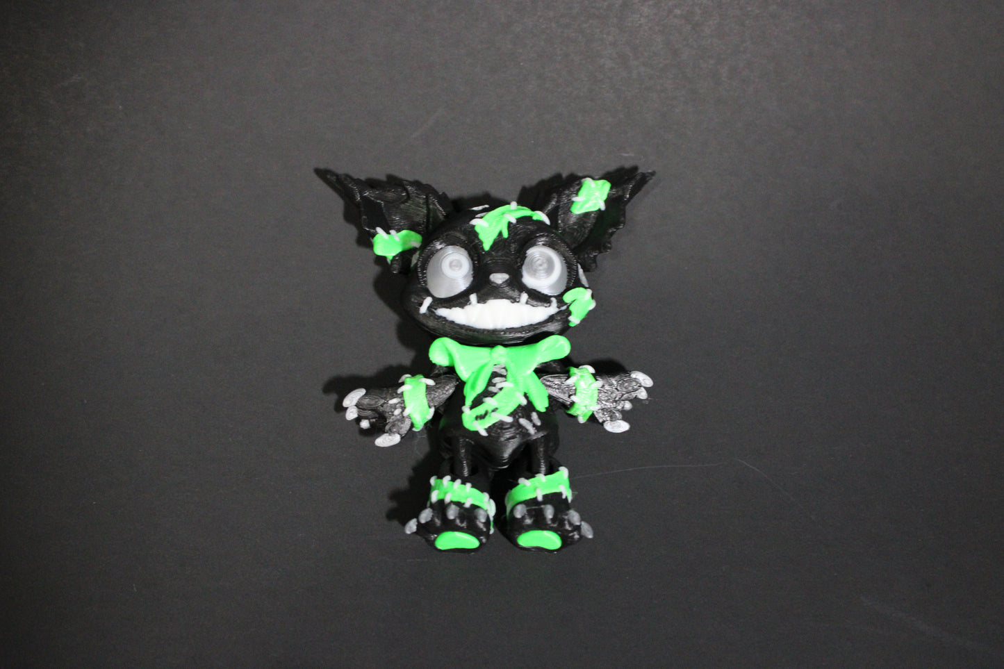 Creepy Cat: 3D Printed Articulated Fidget Toy-3.5" Tall - Wonderland 3D Printing