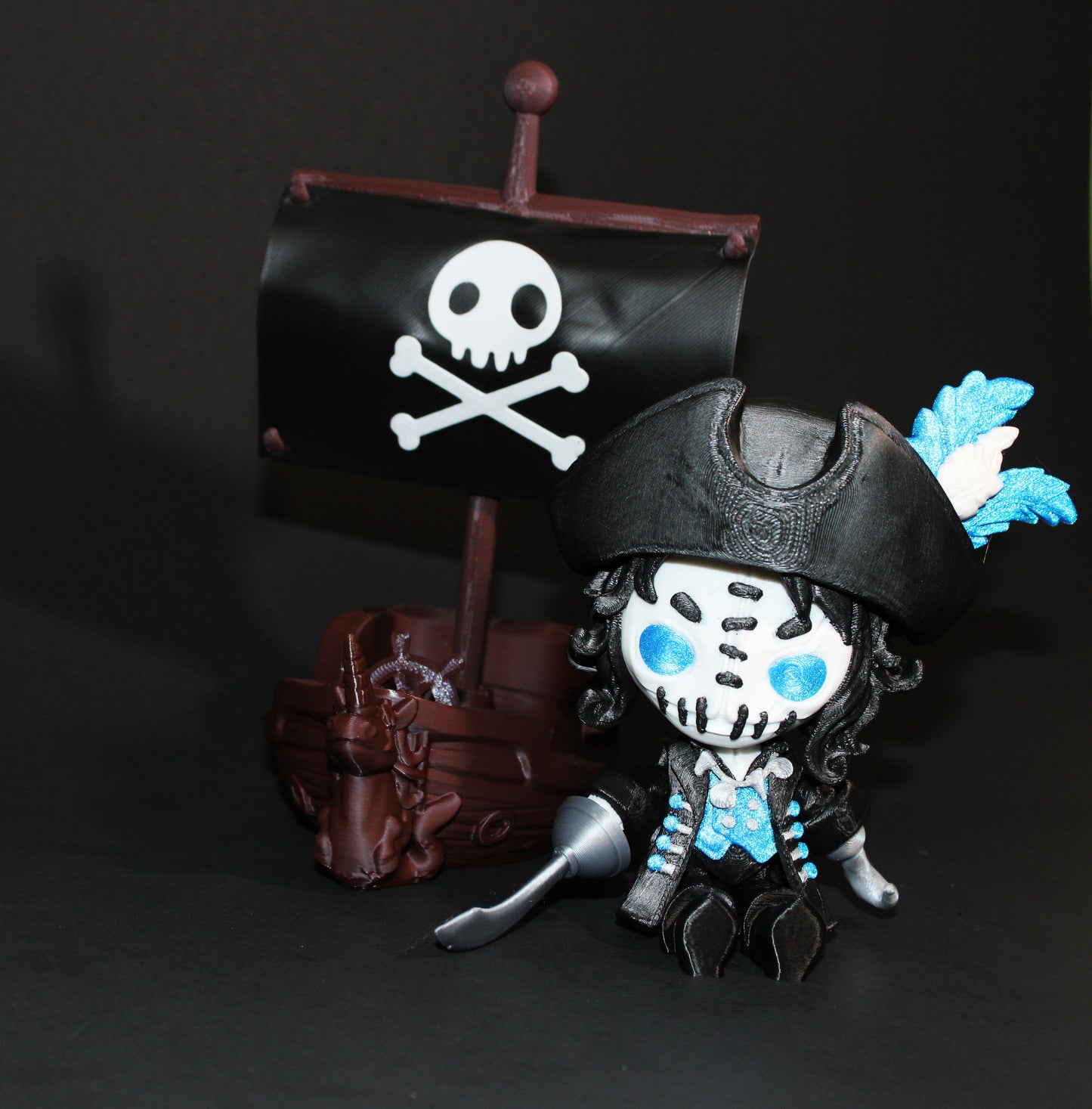 Twisty Pirate Captain and Ship- Flexi Fidget Toy Set:3D Printed - Wonderland 3D Printing