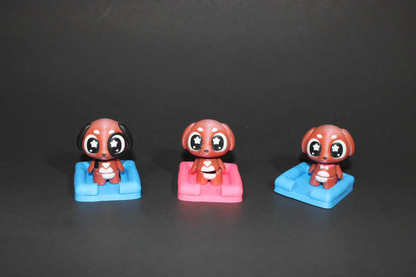 3D-printed Flexi Cute Puppy with Dog Bed 1.75" Tall - Wonderland 3D Printing