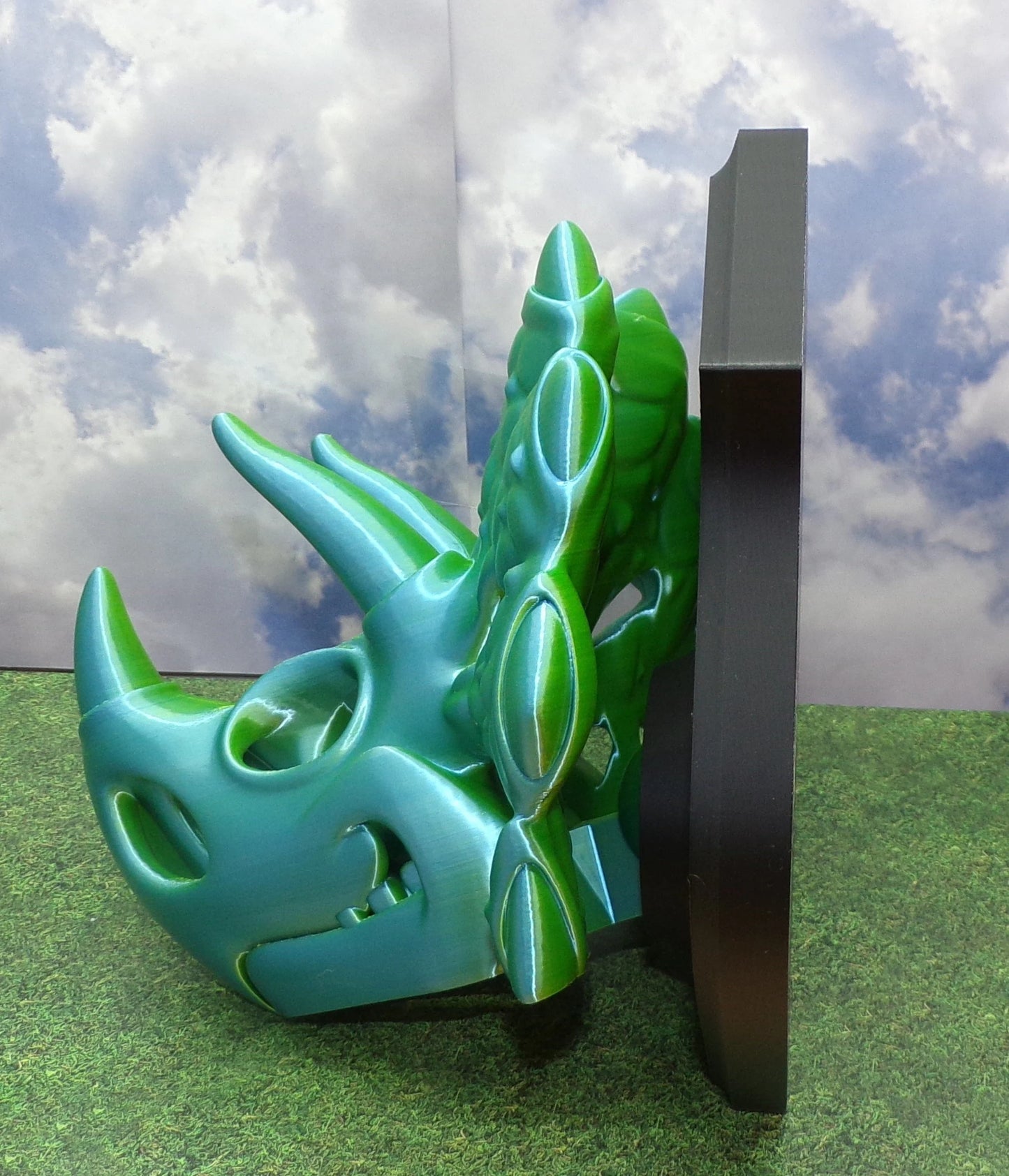 Triceratops Wall Plaque: 3D Printed Headset Holder - Wonderland 3D Printing