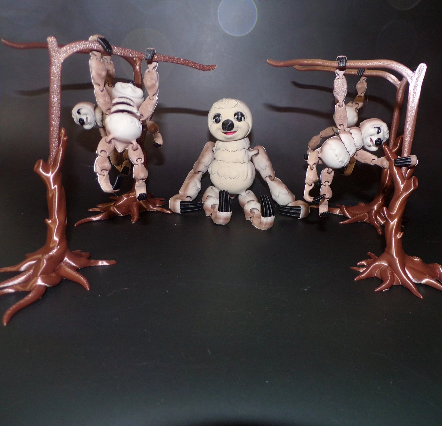 Sloth:3D Printed Articulated Sloth with Tree - Wonderland 3D Printing