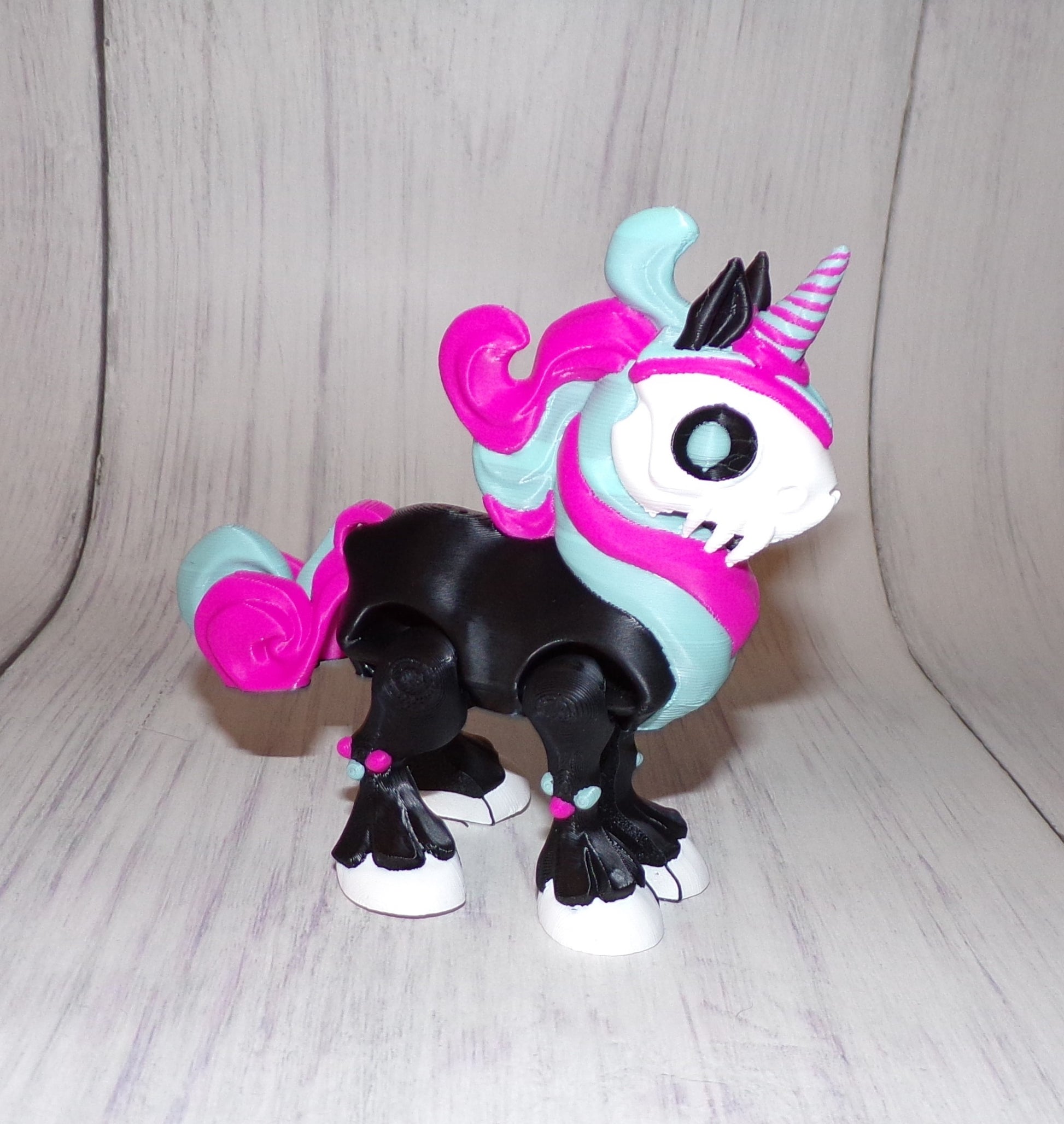 Spooky Unicorn, 3D Printed Articulated Figurine - Wonderland 3D Printing 