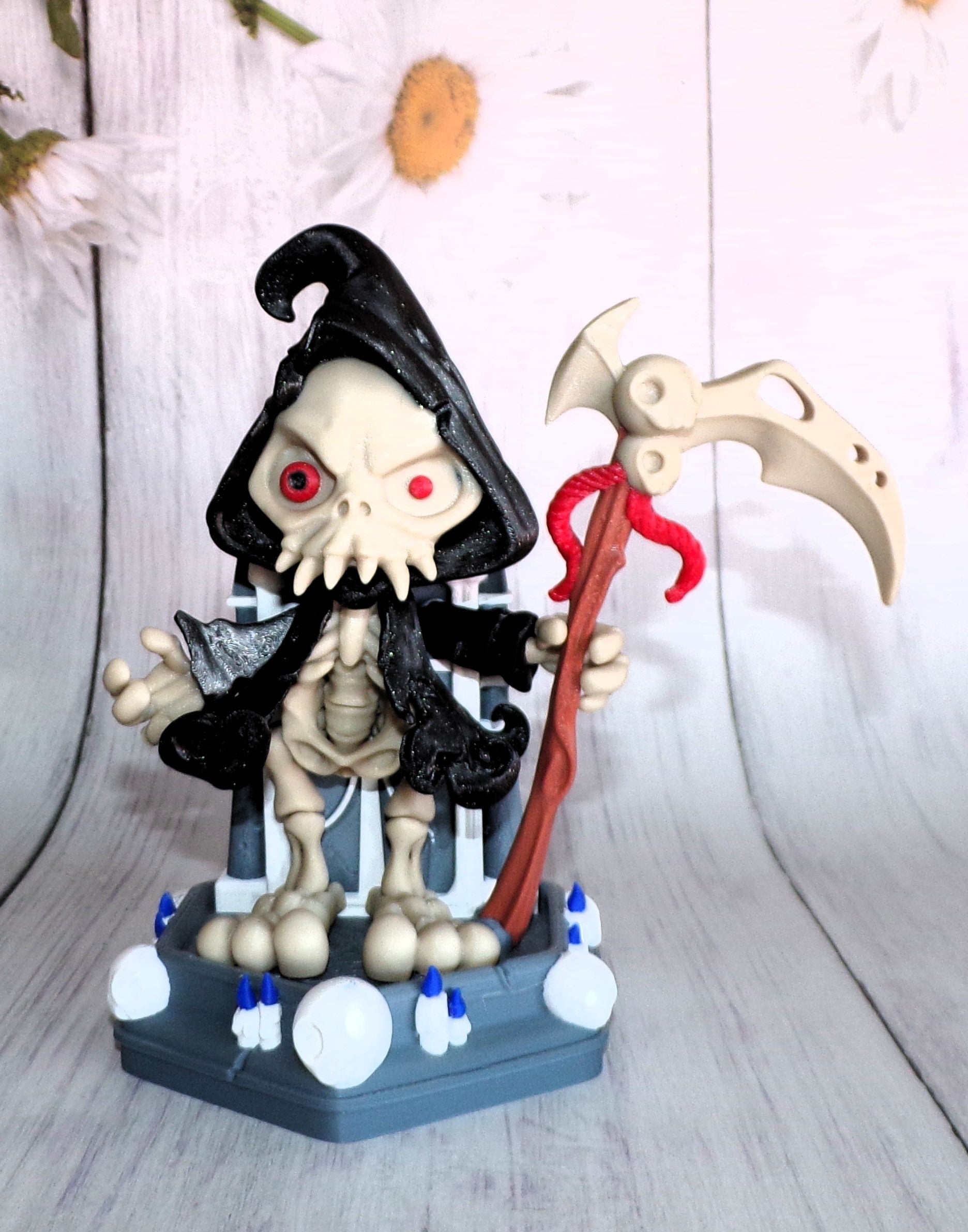 Grim Reaper with Staff, Stand Options Available, 3d printed Articulated Figurine - Wonderland 3D Printing 