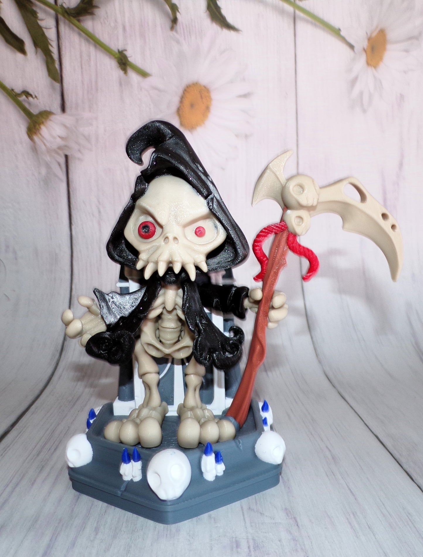 Grim Reaper with Staff, Stand Options Available, 3d printed Articulated Figurine - Wonderland 3D Printing 