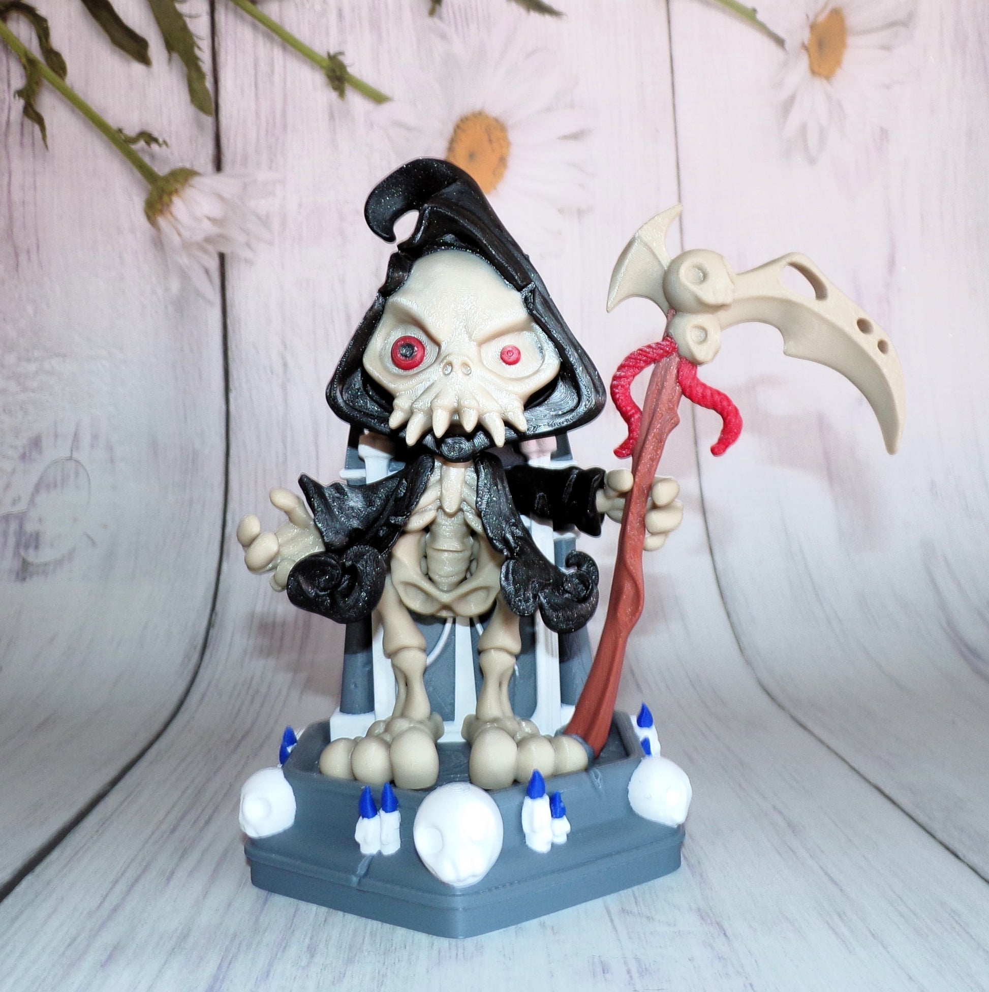 Grim Reaper with Staff, Stand Options Available, 3d printed Articulated Figurine - Wonderland 3D Printing 