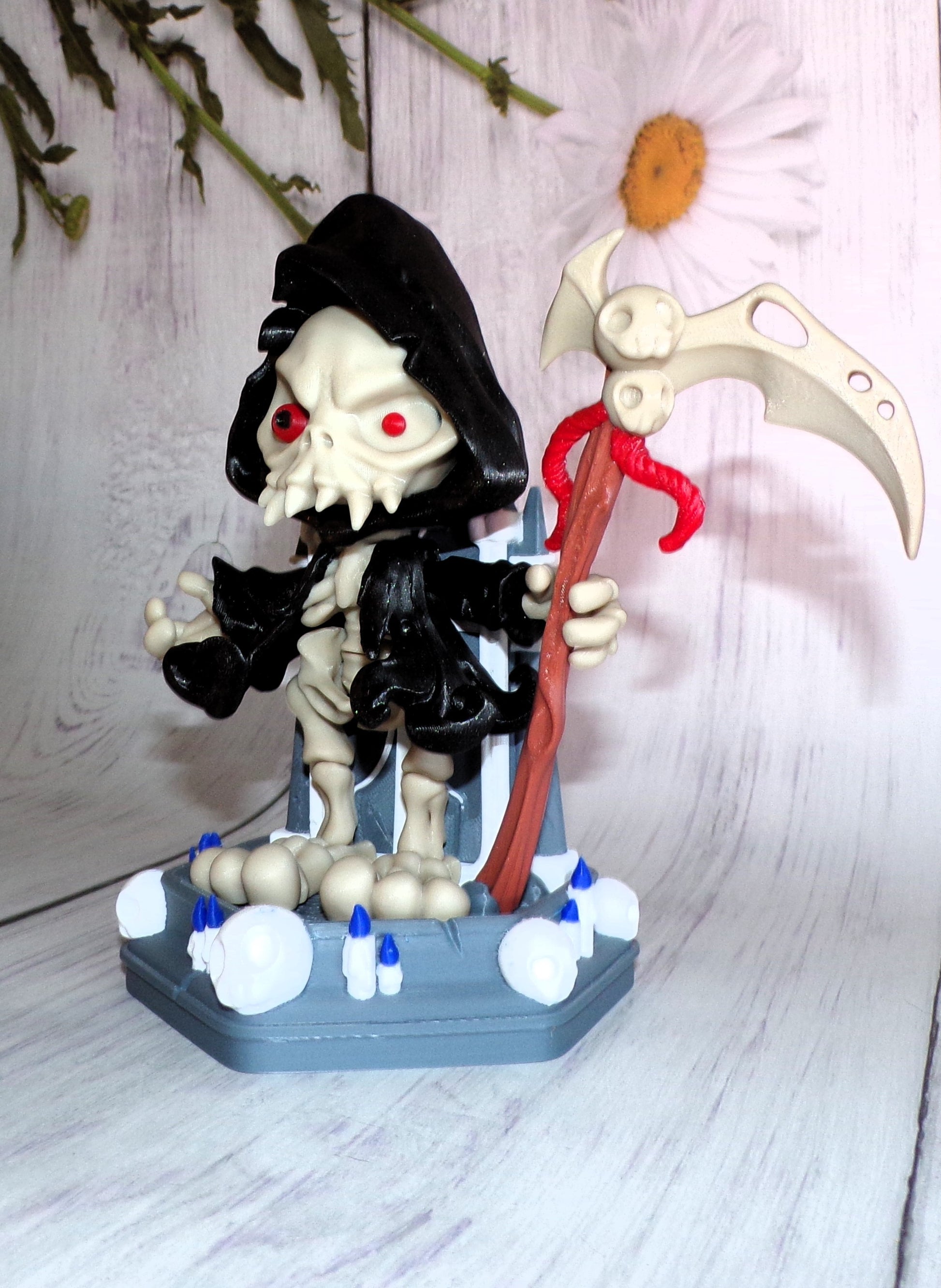 Grim Reaper with Staff, Stand Options Available, 3d printed Articulated Figurine - Wonderland 3D Printing 