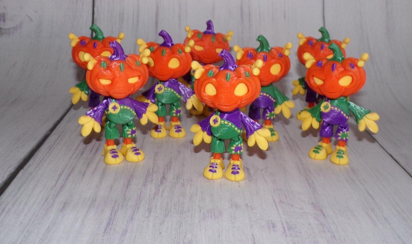 Mini Pumpkin People,Set of 2, 3 inches tall, 3D Printed Articulated Figurine - Wonderland 3D Printing 